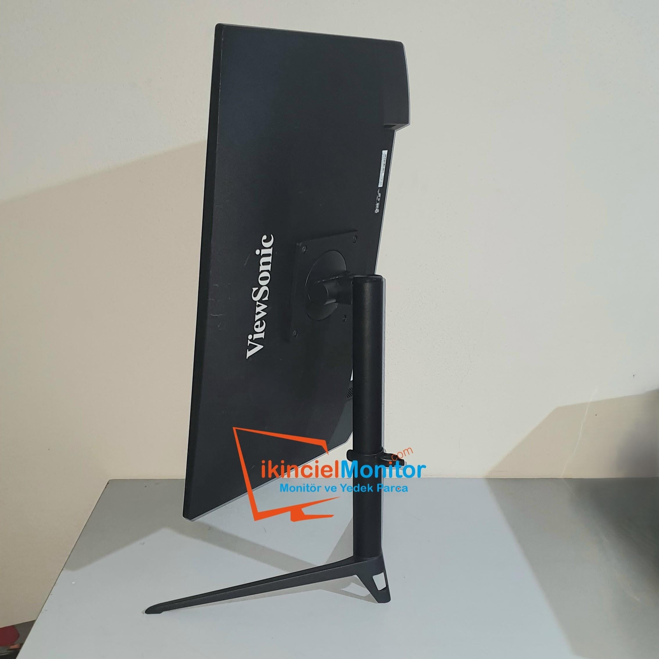 10 x 10 cm VESA Pivot Monitör Ayağı Standı 15-27 inç