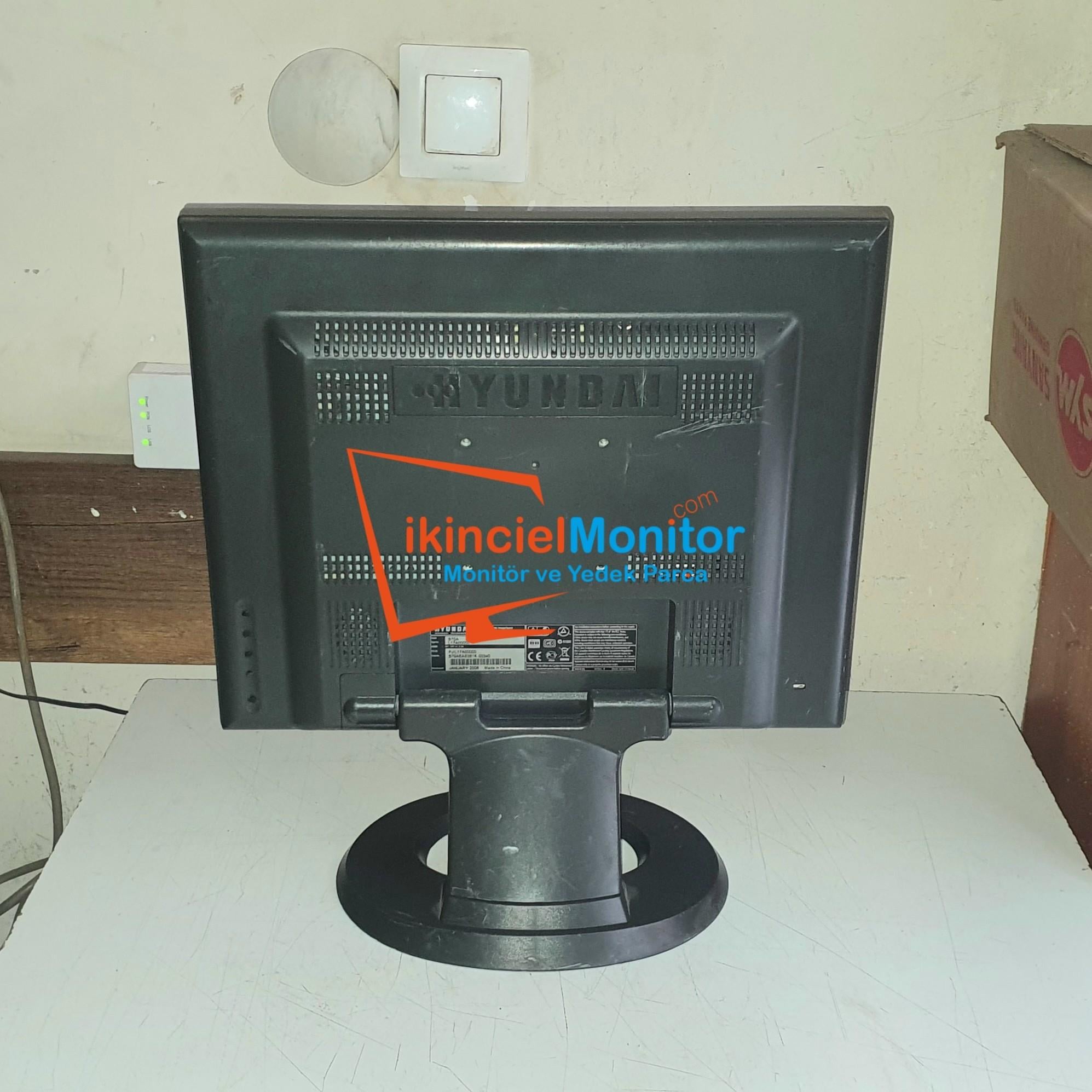12 Volt 17 inç LCD Kare Monitör 2.El | Uygun Fiyat