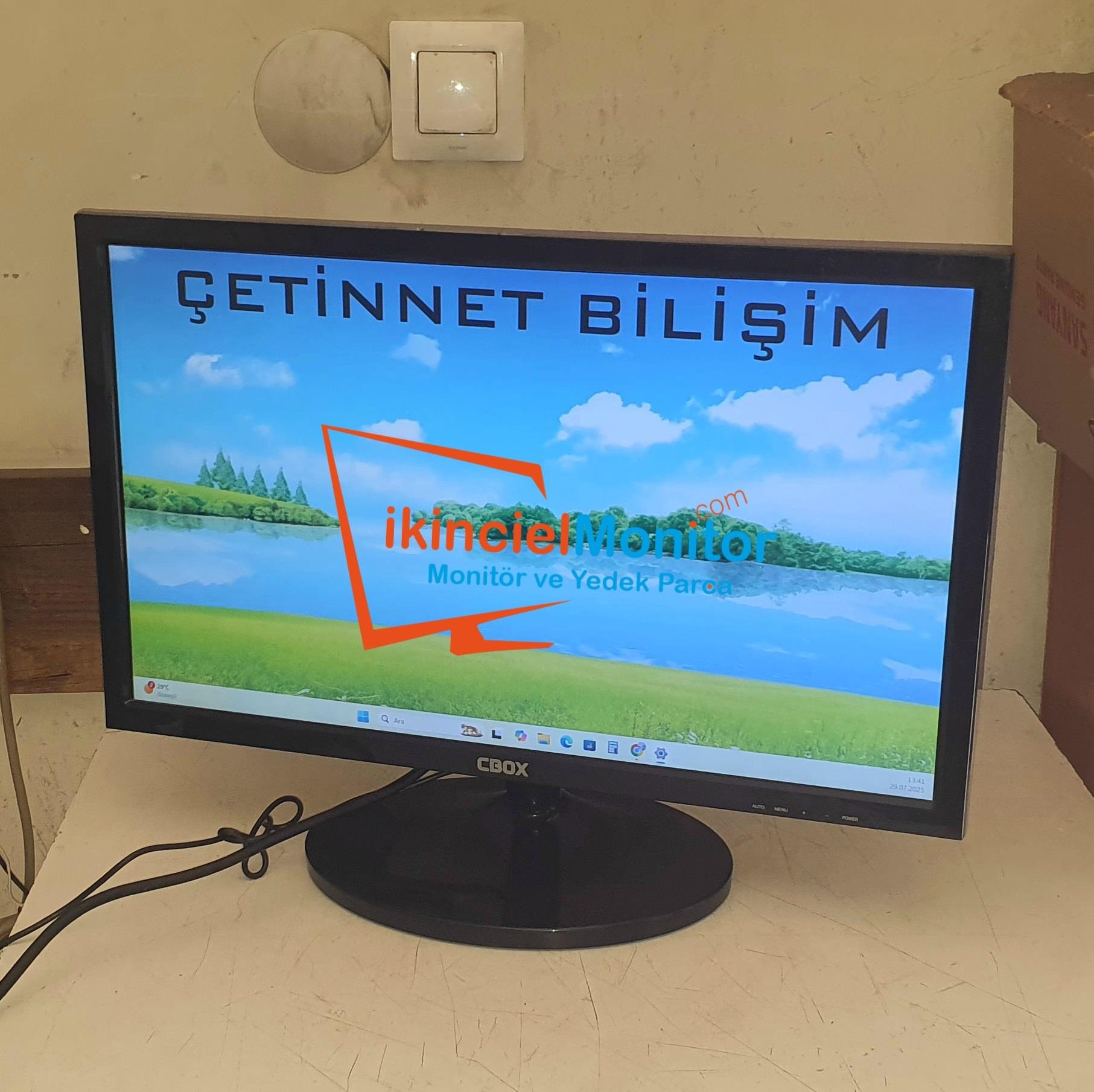 HDMI Girişli Monitör 21.5