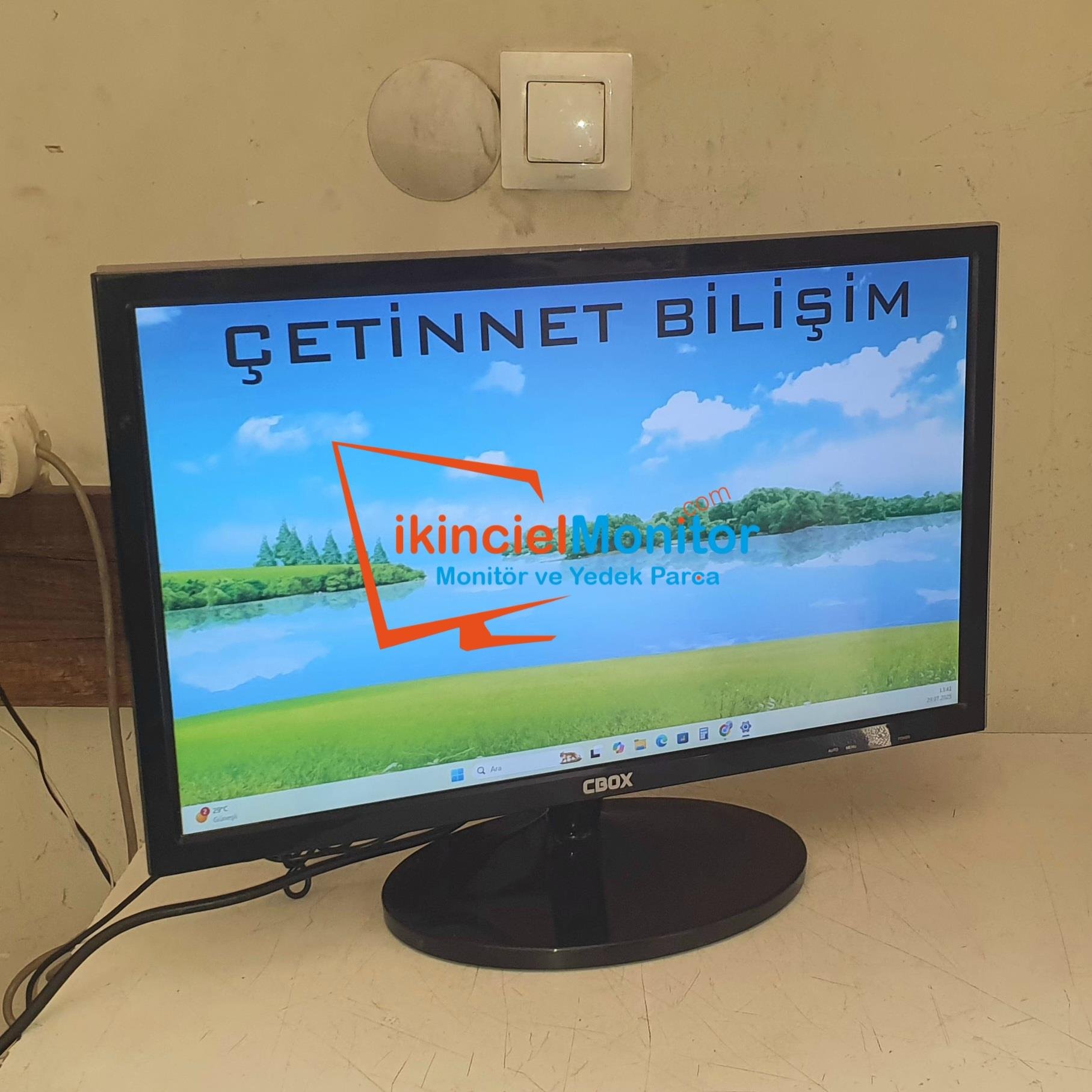 HDMI Girişli Monitör 21.5