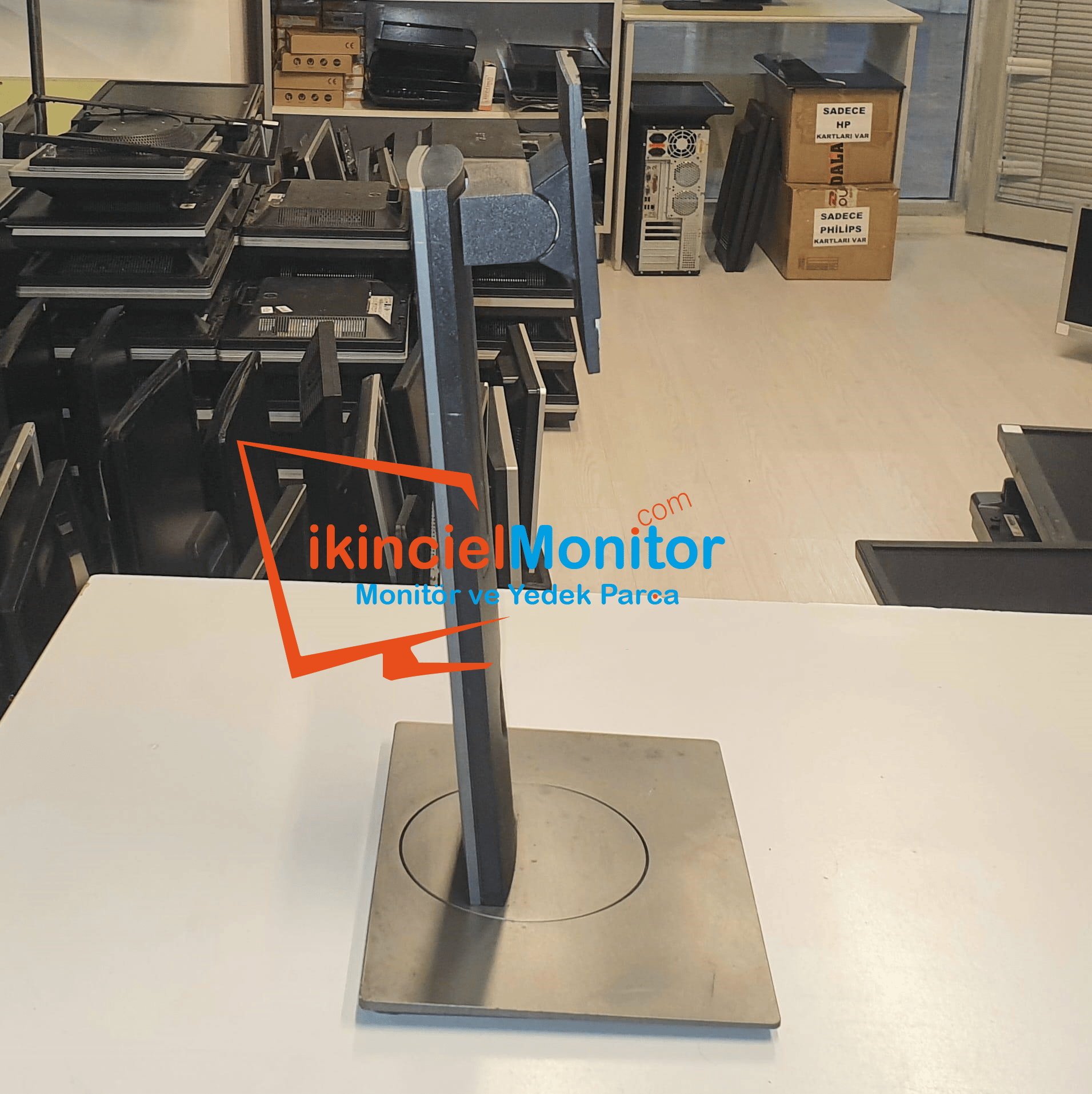 75x75mm Vesa Tv Monitör Pivot Ayağı Standı 2.El