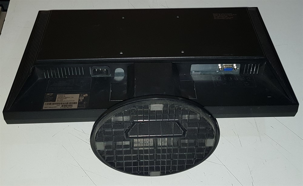 ACERACER V193HQ 18.5 inç LCD WİDE GENİŞ EKRAN MONİTÖR2.EL Temiz MonitörACER V193HQ 18.5 inç LCD WİDE GENİŞ EKRAN TEMİZ MONİTÖR