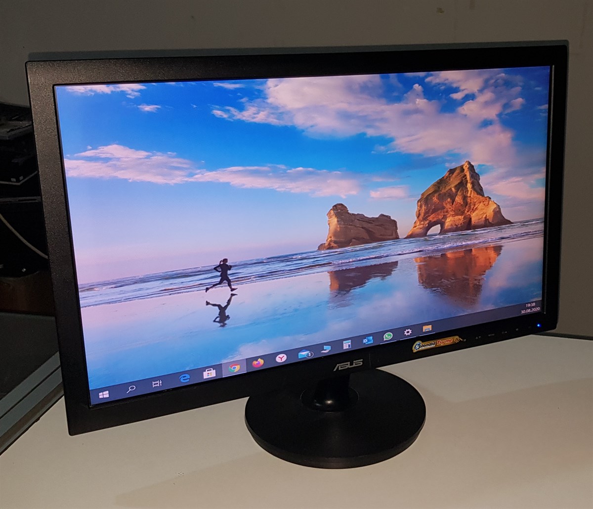 Asus VS238NR 23 inç 5ms (Analog+DVI) Full HD LED Monitör