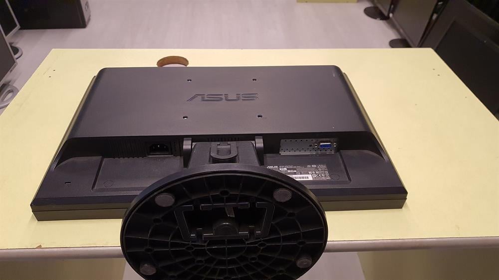 ASUSASUS VW193DR 19 inç LCD WİDE GENİŞ EKRAN MONİTÖR2.EL Temiz Monitör2.EL TEMİZ ASUS VW193DR 19 inç LCD WİDE GENİŞ EKRAN MONİTÖR