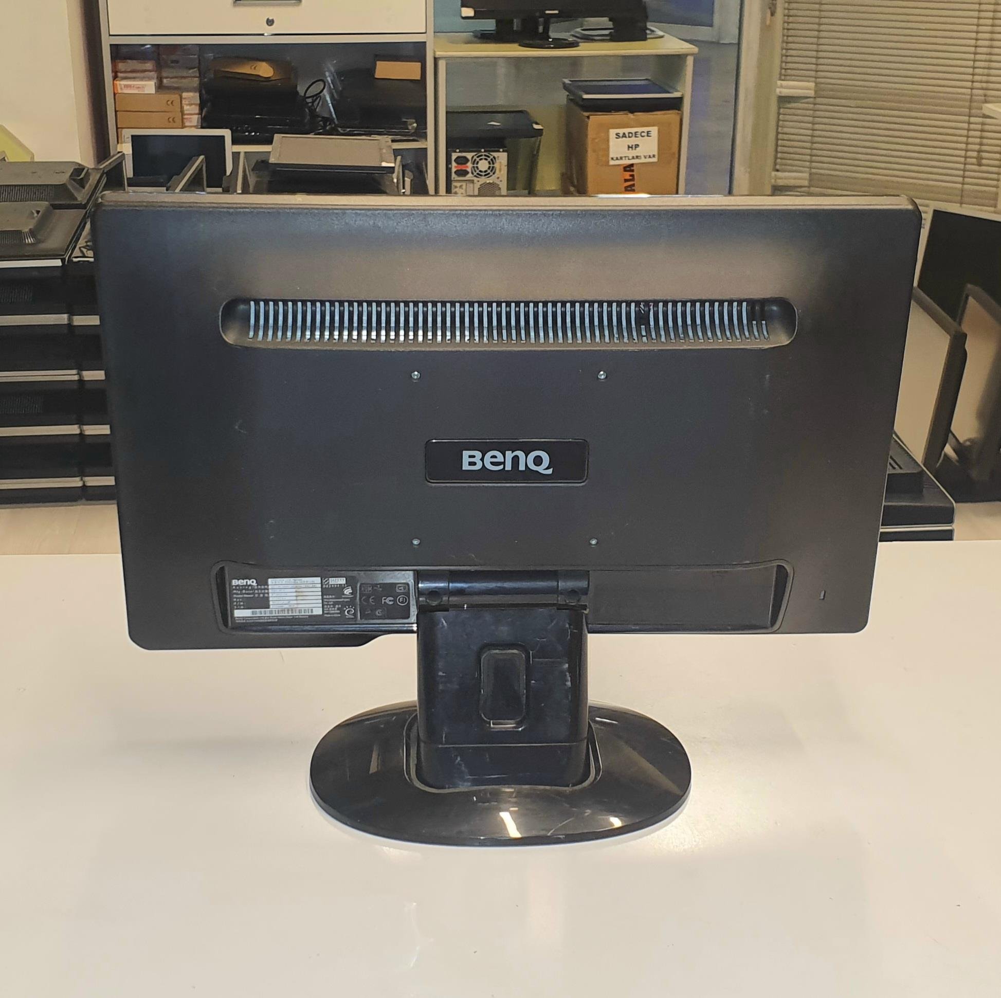 Benq G922HDA 18.5 inç Lcd Monitör 2.El Temiz