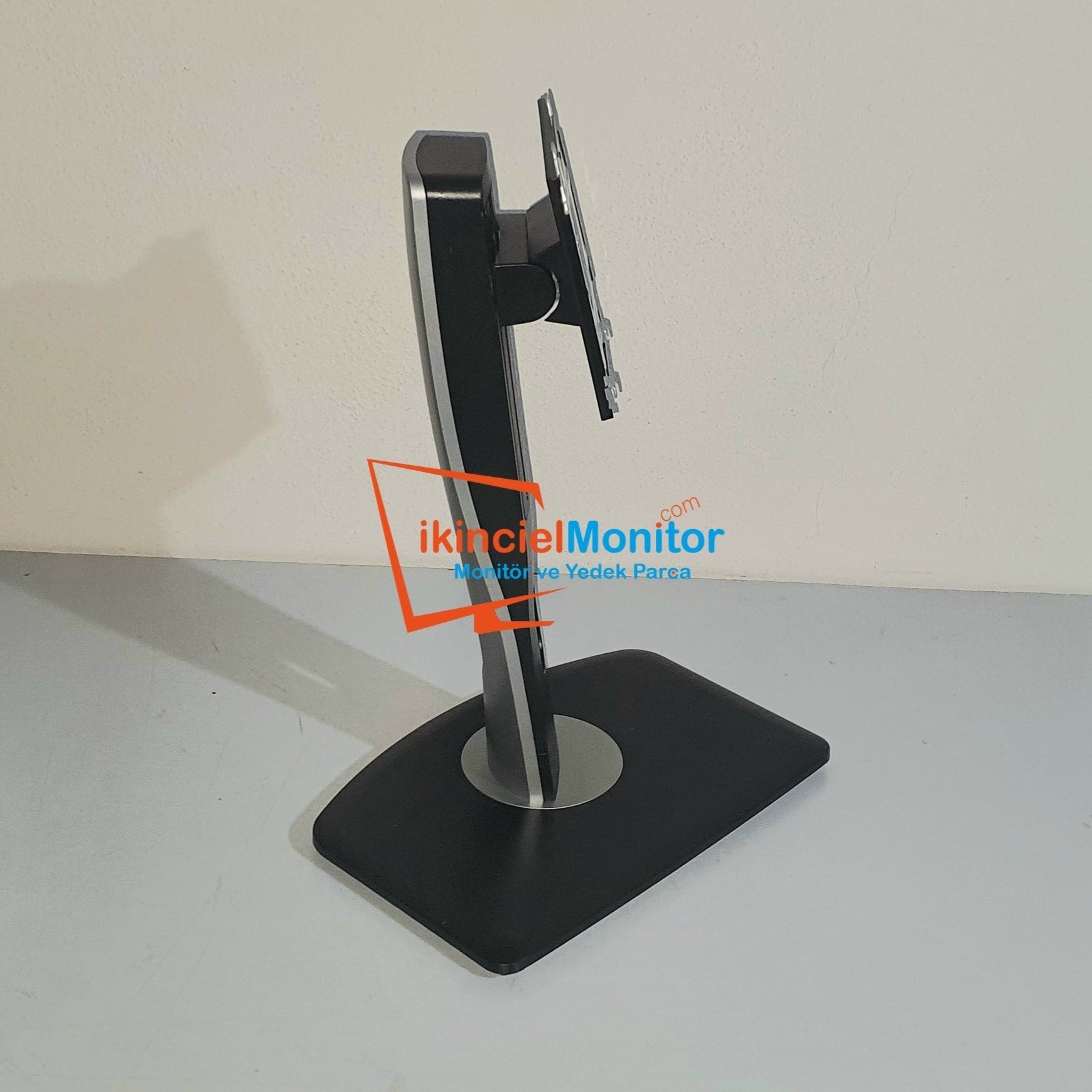 DELL Monitör Ayağı Standı 17 ile 24 inç Arası Uygundur