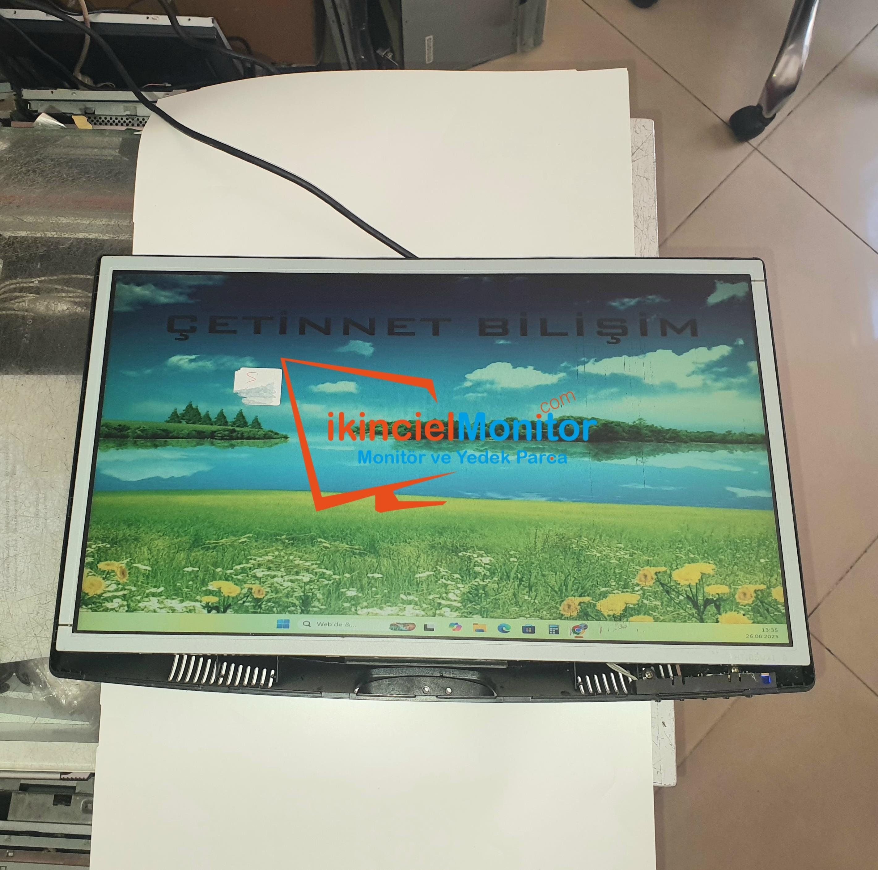 HKC 9809A 18.5