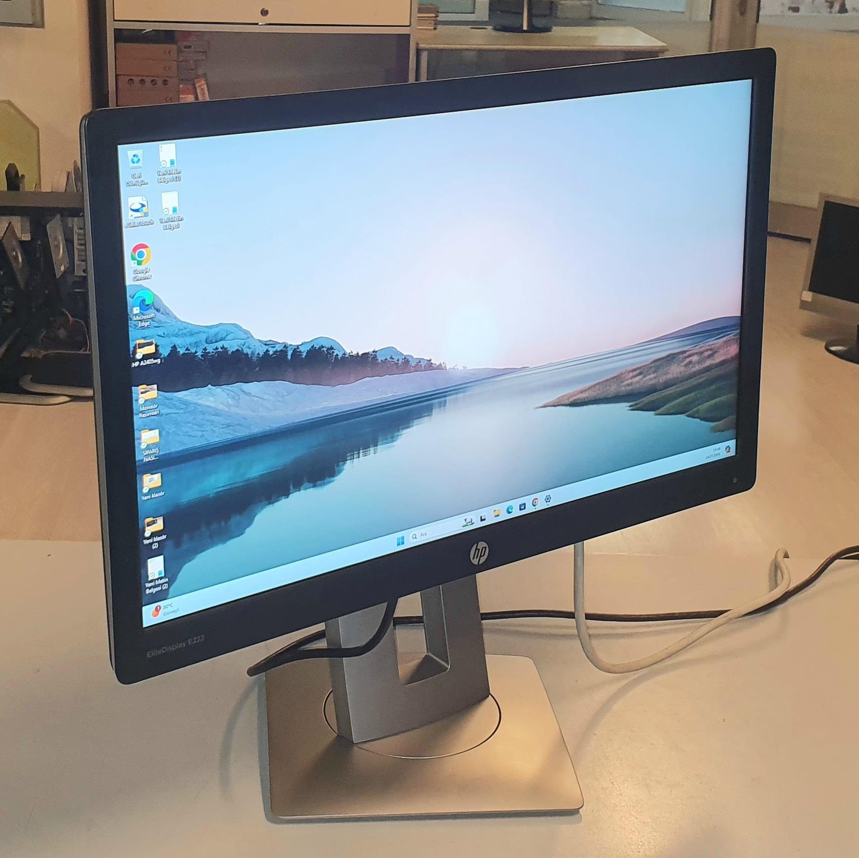 HP EliteDisplay E222 21.5 inç LED IPS Monitör VGA DP HDMI