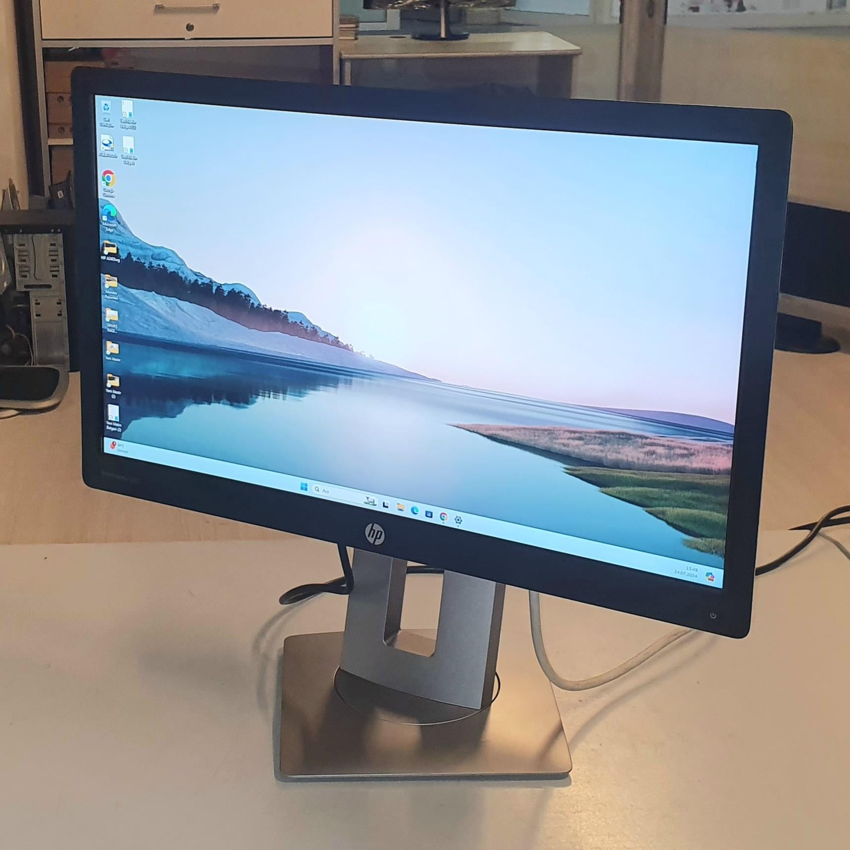 HP EliteDisplay E222 21.5 inç LED IPS Monitör VGA DP HDMI