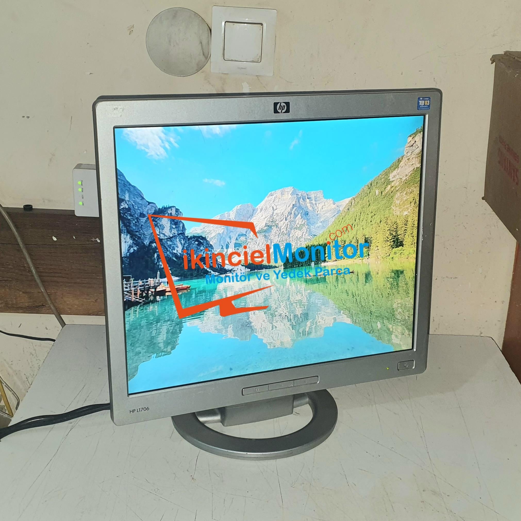 HP L1706 17