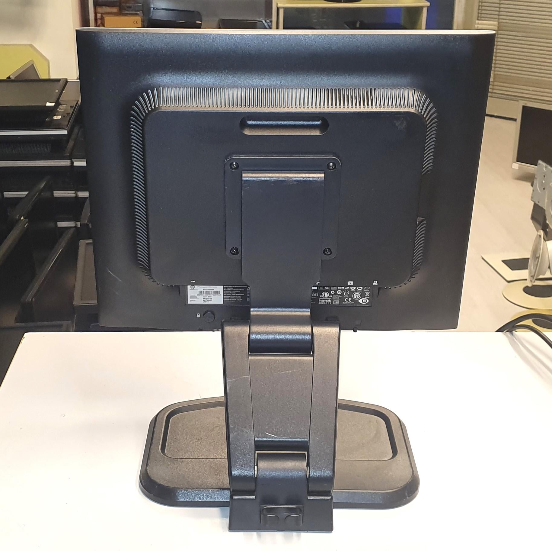 HP LA1956X 19 inç LED Güvenlik Kamera Monitörü 2.El