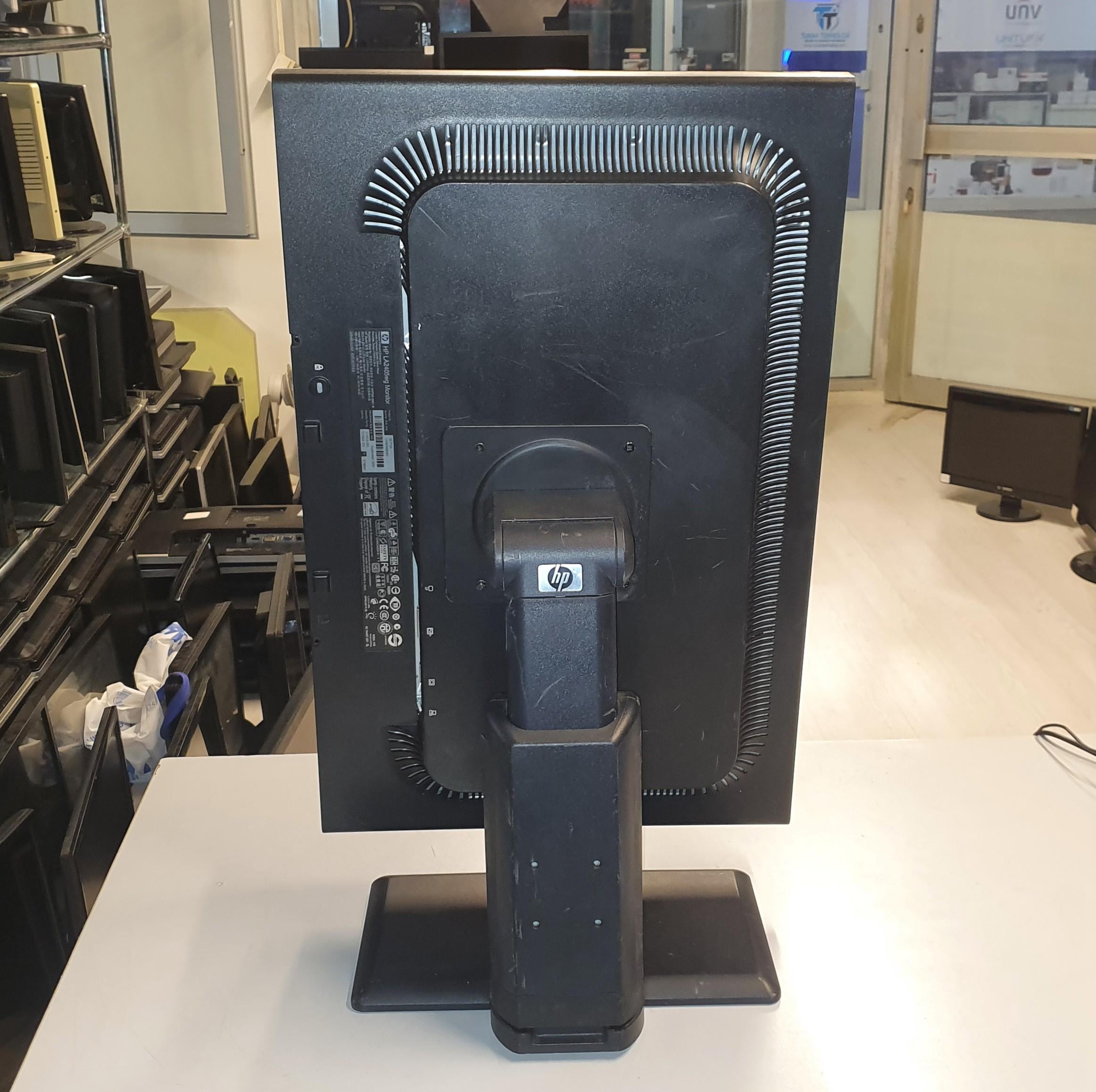 HP LA2405wg 24 inç LED Monitör VGA DP DVI Pivot Ayaklı
