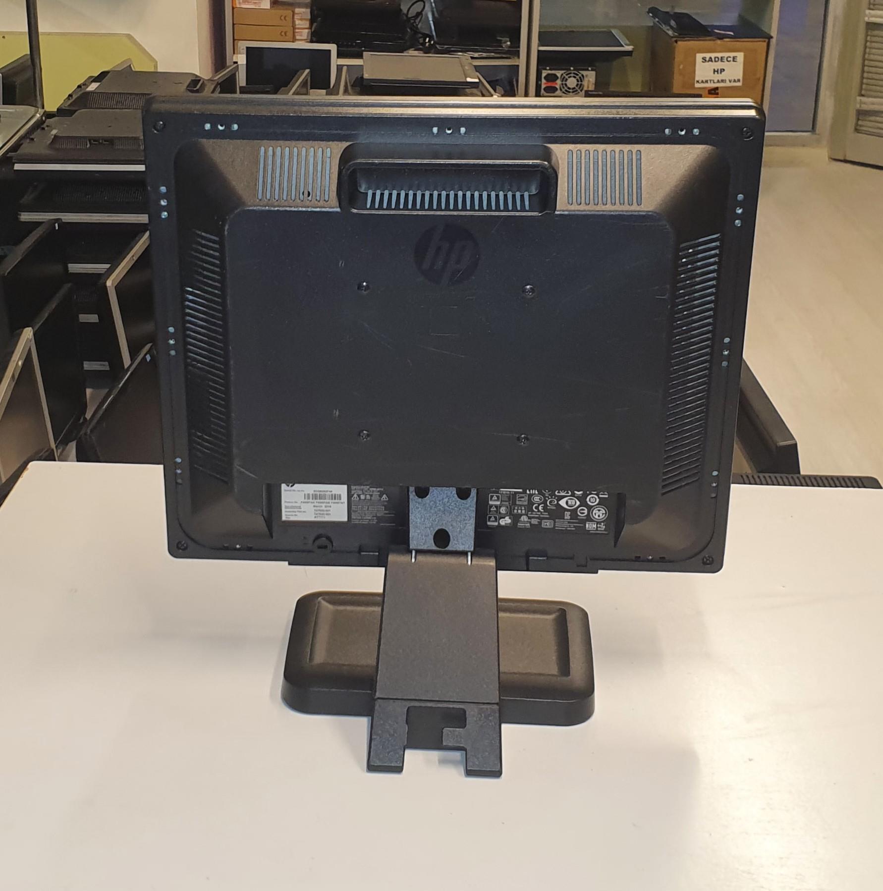 HP P17A 17 inç LED Kare Monitör 2.El
