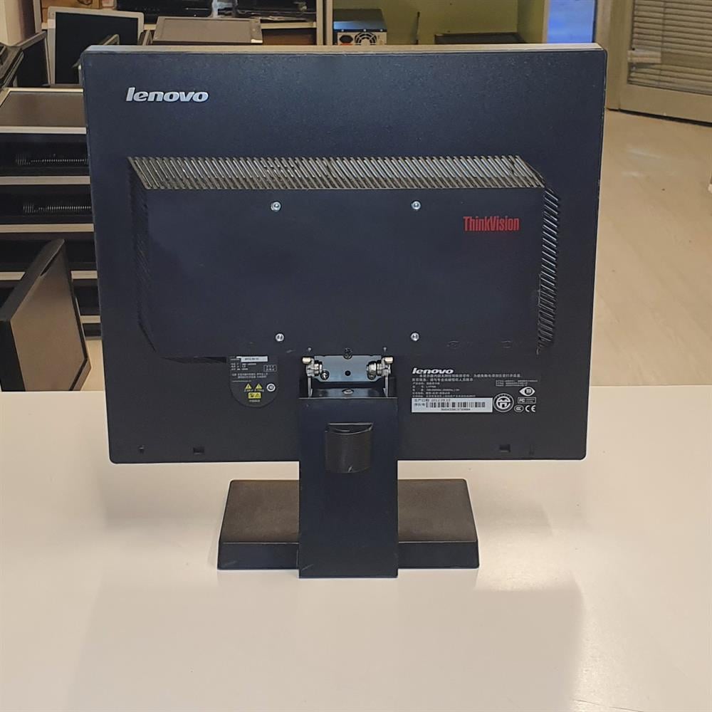 LENOVO17 inç Lcd Kare Monitör2.EL Temiz MonitörPhilips 170V 17 inç LCD Kare Güvenlik Kamera Monitörü 2.El