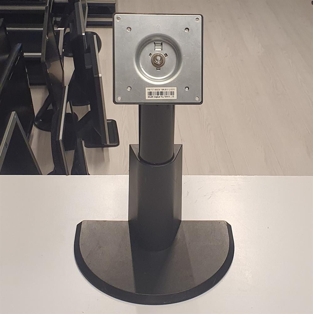 LENOVOVESA PİVOT MONİTÖR AYAĞI TUTUCU YÜKSELTİCİ STANDIVesa Monitör Ayağı2.El Vesa Monitör Ayağı Standı Geniş Dikey Kullanım 75x75mm