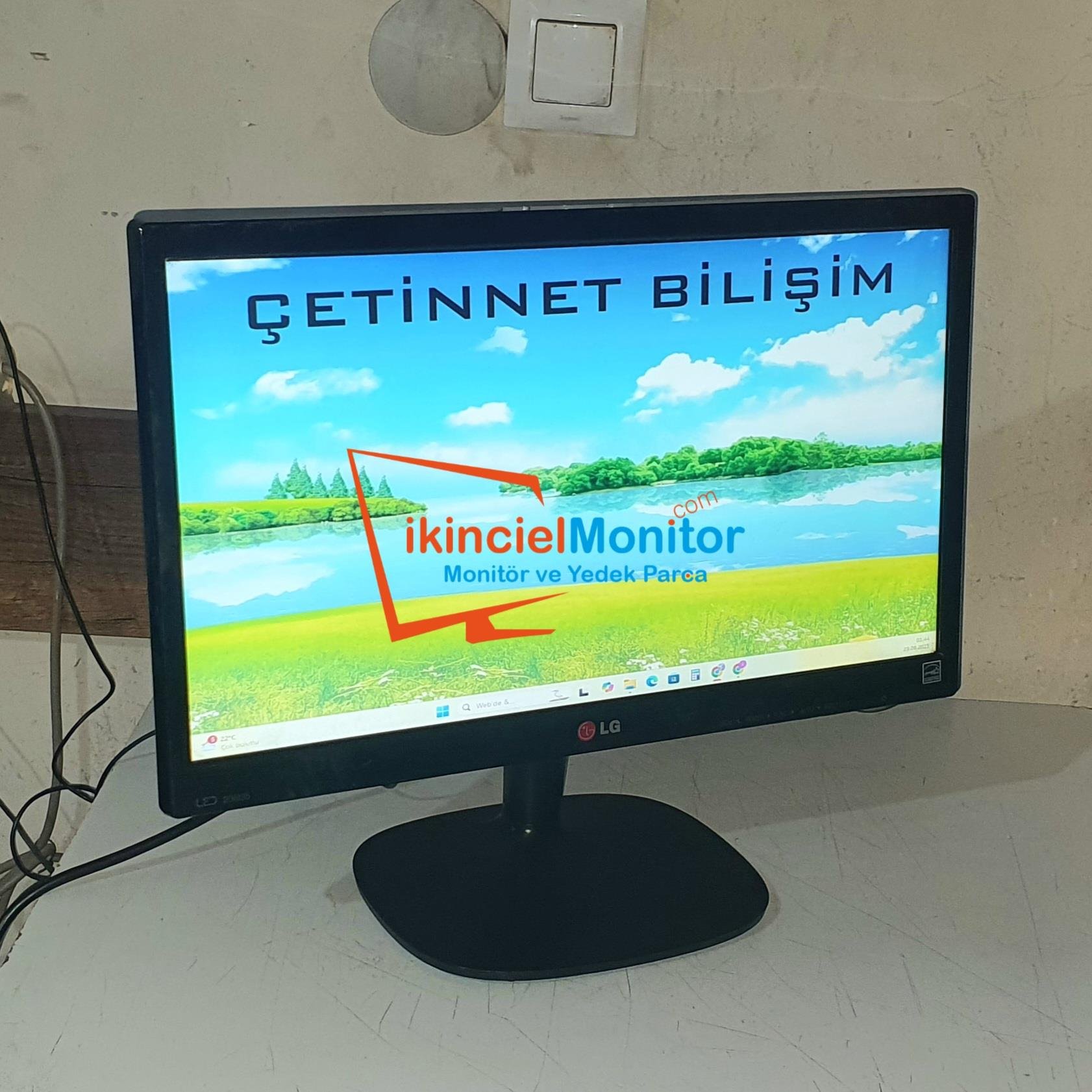 LG 20M35A-B 20