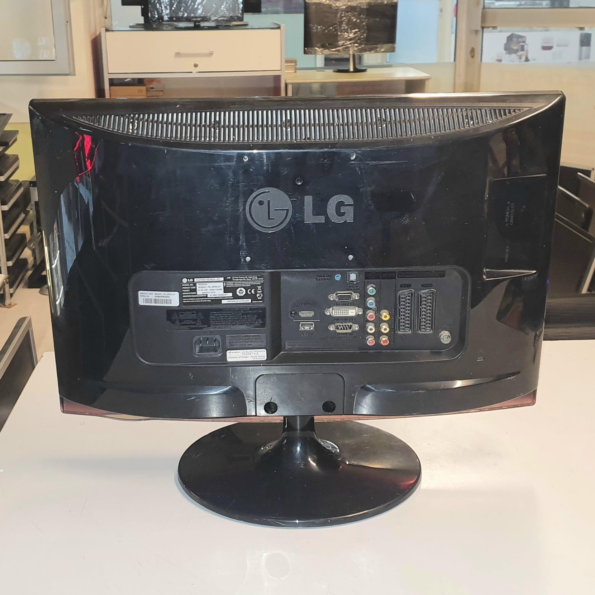 LG FLATRON M2262D-PC 22 inç 55 Ekran Monitör TV HDMI
