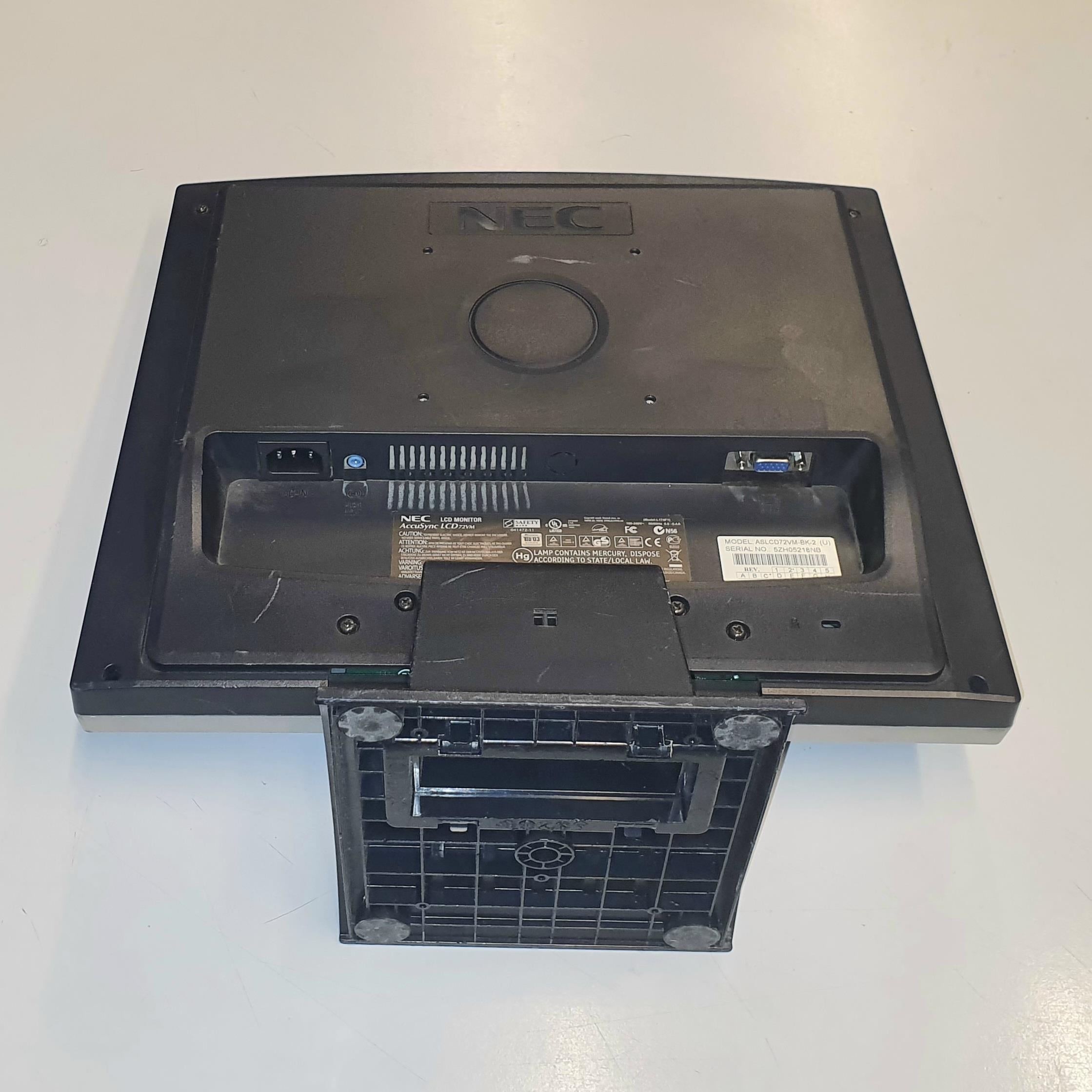 NEC 17 inç Lcd Kare Ekran Monitör Hoparlörlü 2.El