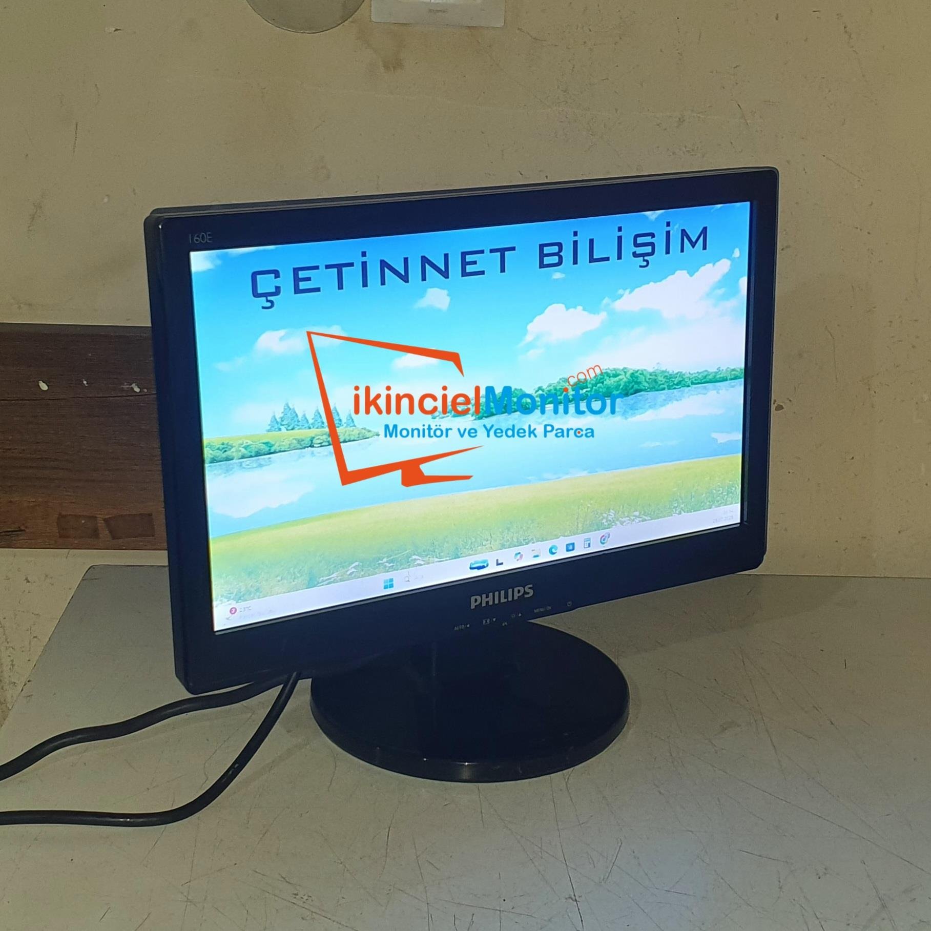 Samsung 632NW 15.6