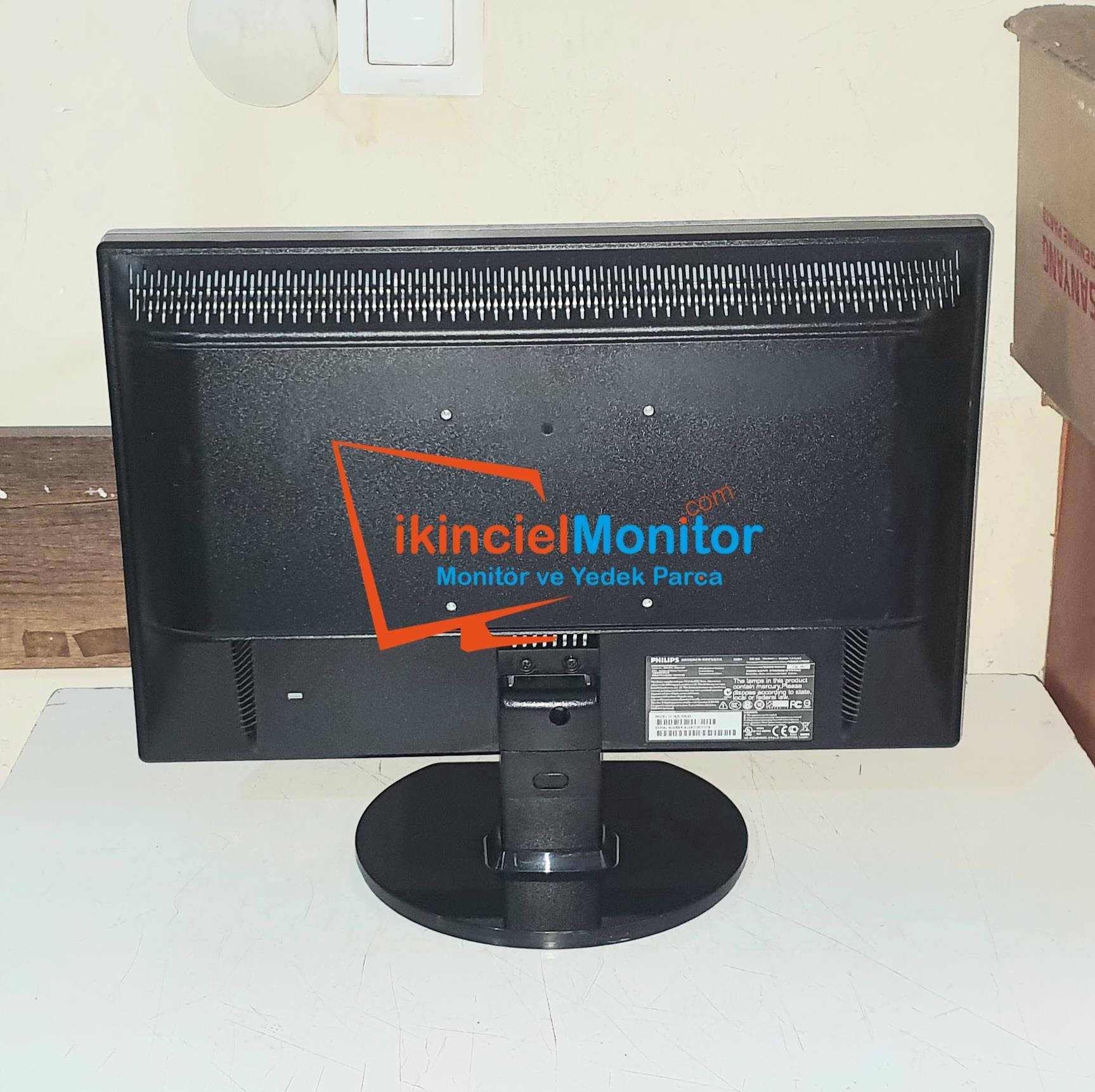 Philips 192E 18.5 inç LED Monitör 2.El