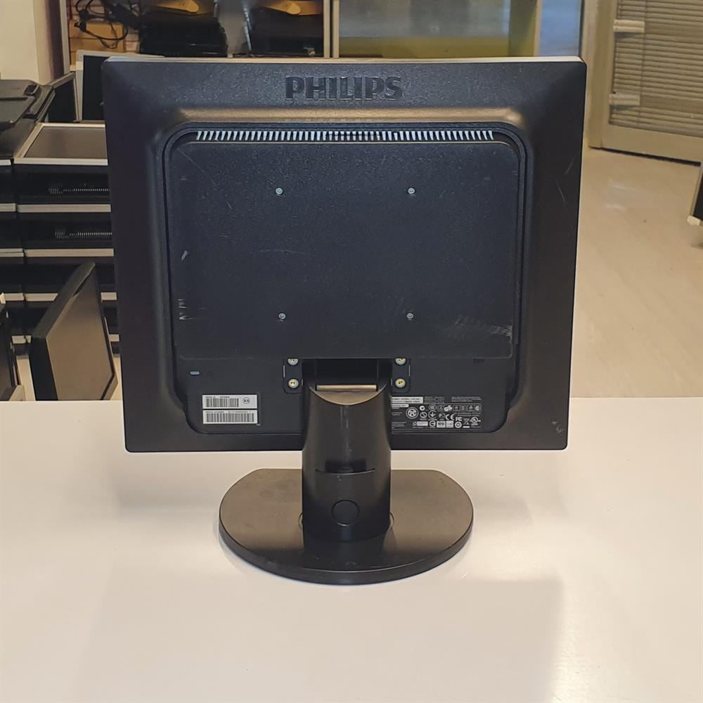 PHİLİPSPhilips 17S1SB 17 inç LCD Kare Monitör2.EL Temiz Monitör2.El Temiz Philips 17S1SB 17 inç LCD Kare Monitör