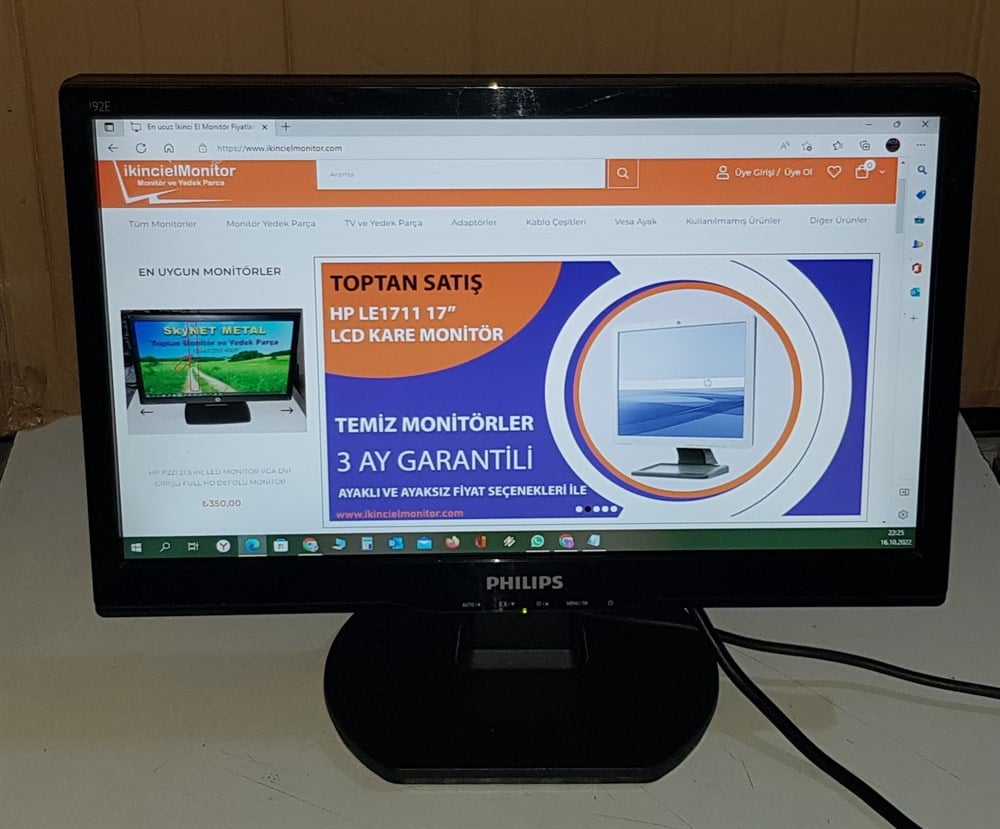 PHILIPSPHİLİPS 192E1 18.5 inç LCD WİDE GENİŞ EKRAN MONİTÖR2.EL Temiz Monitör2.EL TEMİZ PHİLİPS 192E1 18.5 inç LCD WİDE GENİŞ EKRAN MONİTÖR