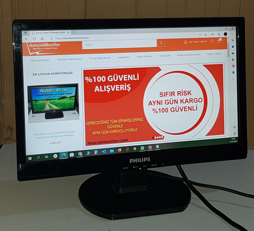 PHILIPSPHİLİPS 192E1 18.5 inç LCD WİDE GENİŞ EKRAN MONİTÖR2.EL Temiz Monitör2.EL TEMİZ PHİLİPS 192E1 18.5 inç LCD WİDE GENİŞ EKRAN MONİTÖR