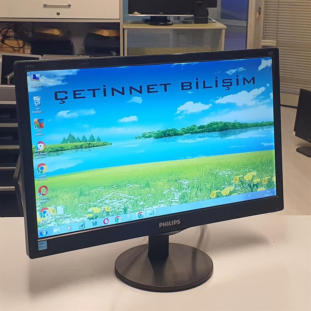 PHİLİPSPhilips 193V5L 18.5 inç Led Ekran MonitörAz Defolu Monitör2.El Philips 193V5L 18.5 inç Led Ekran Monitör Hafif Kusurlu