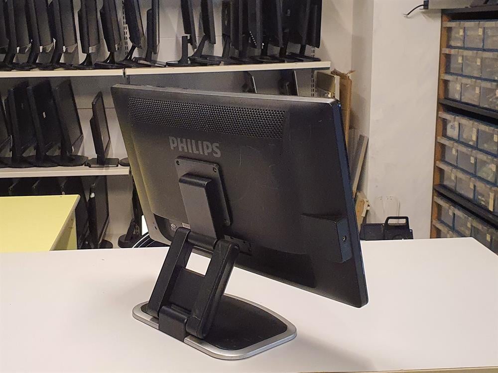 PHİLİPSPhilips 244E2SB 24 inç VGA DVI HDMI 1920x1080 FULL HD LED MONİTÖR2.EL Temiz MonitörPhilips 244E2SB 24 inç VGA DVI HDMI 1920x1080 FULL HD LED MONİTÖR