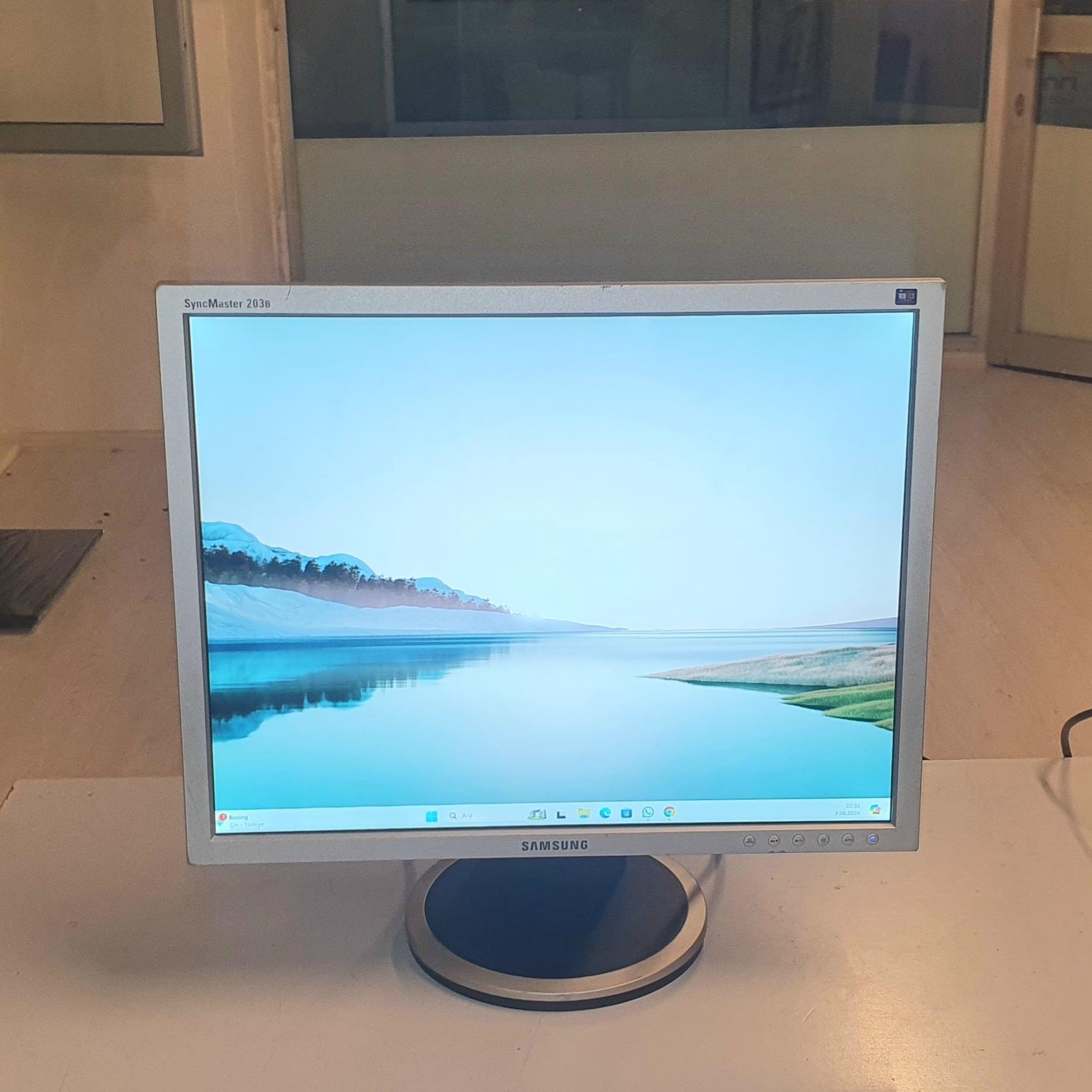 Samsung 203B 20 inç Monitör Dikey Yatay Kullanım 2.El