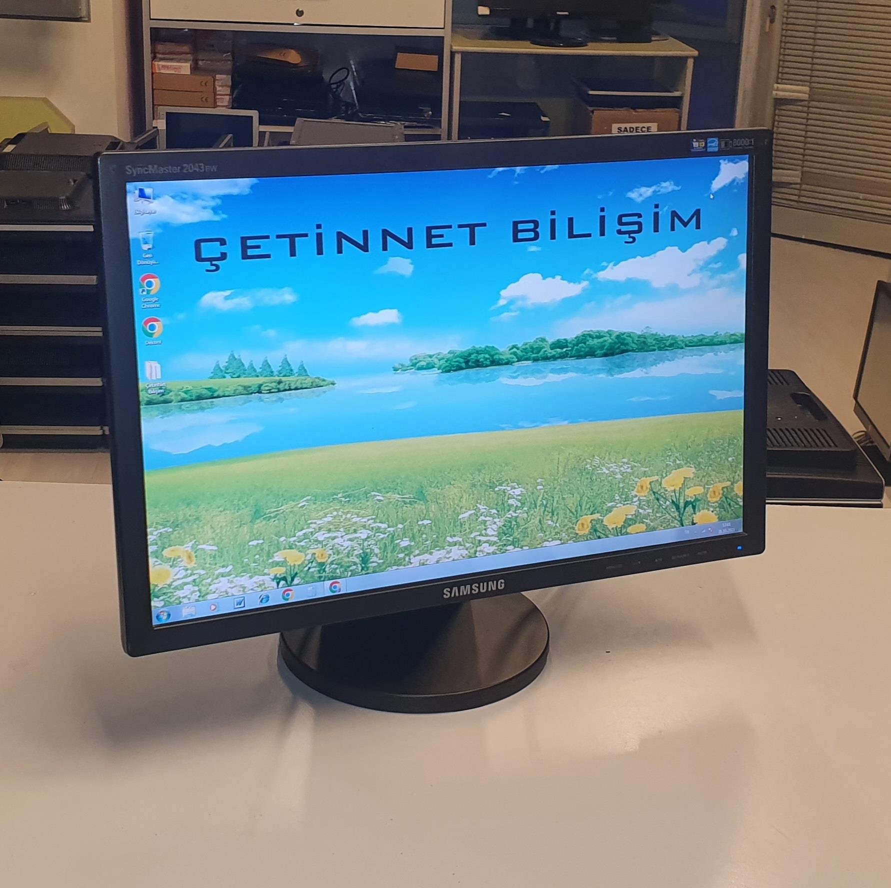 Samsung 2043BW 20 inç LCD Monitör Dikey Kullanım 2.El