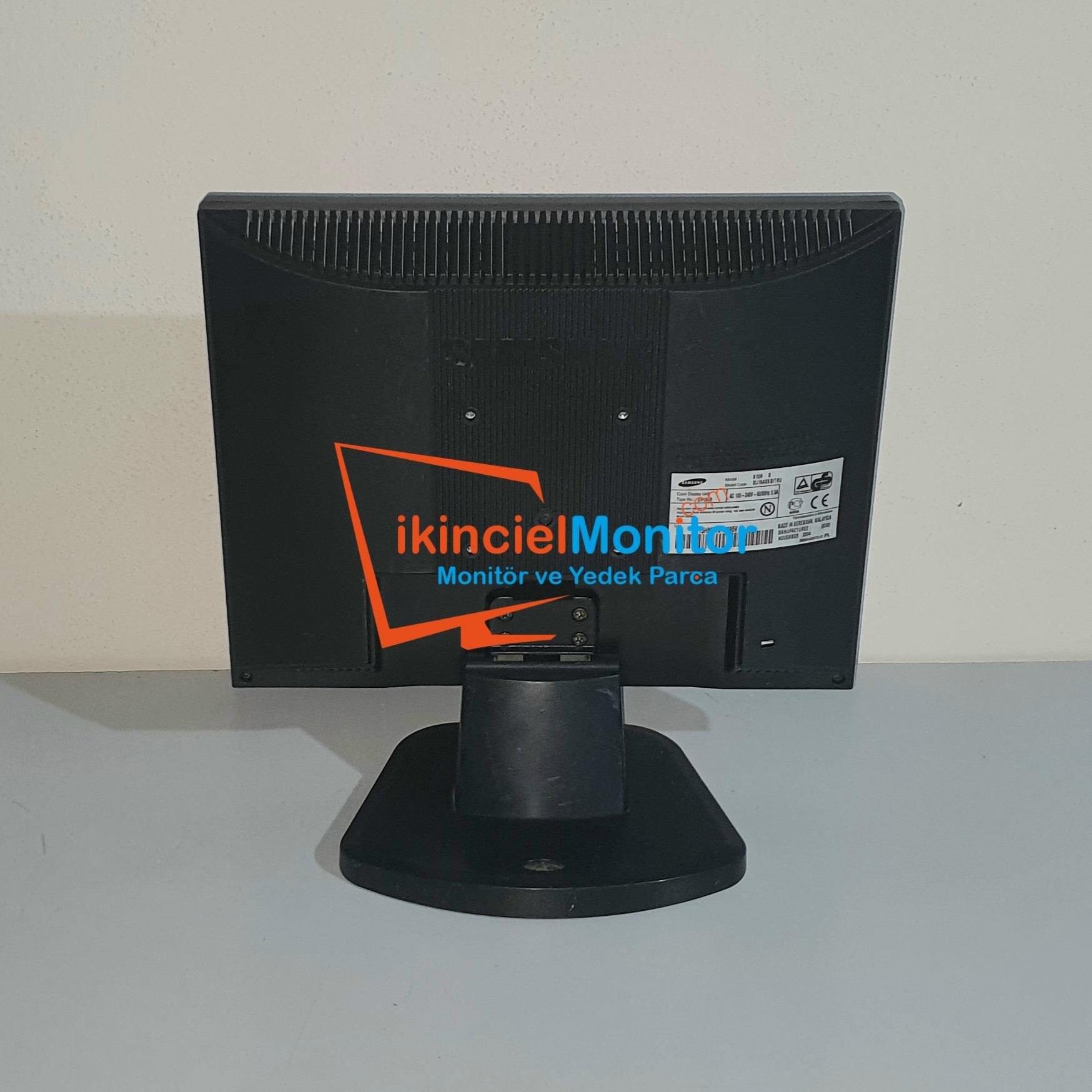 Samsung 510N 15 inç LCD Kare Monitör 2.El