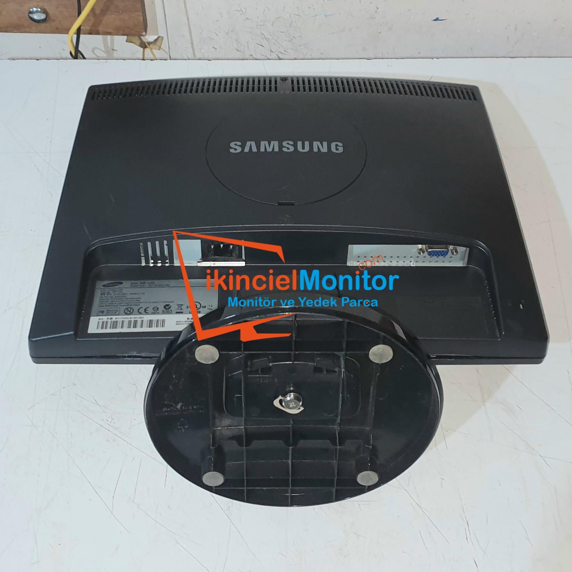 Güvenlik Kamera Monitörü 17