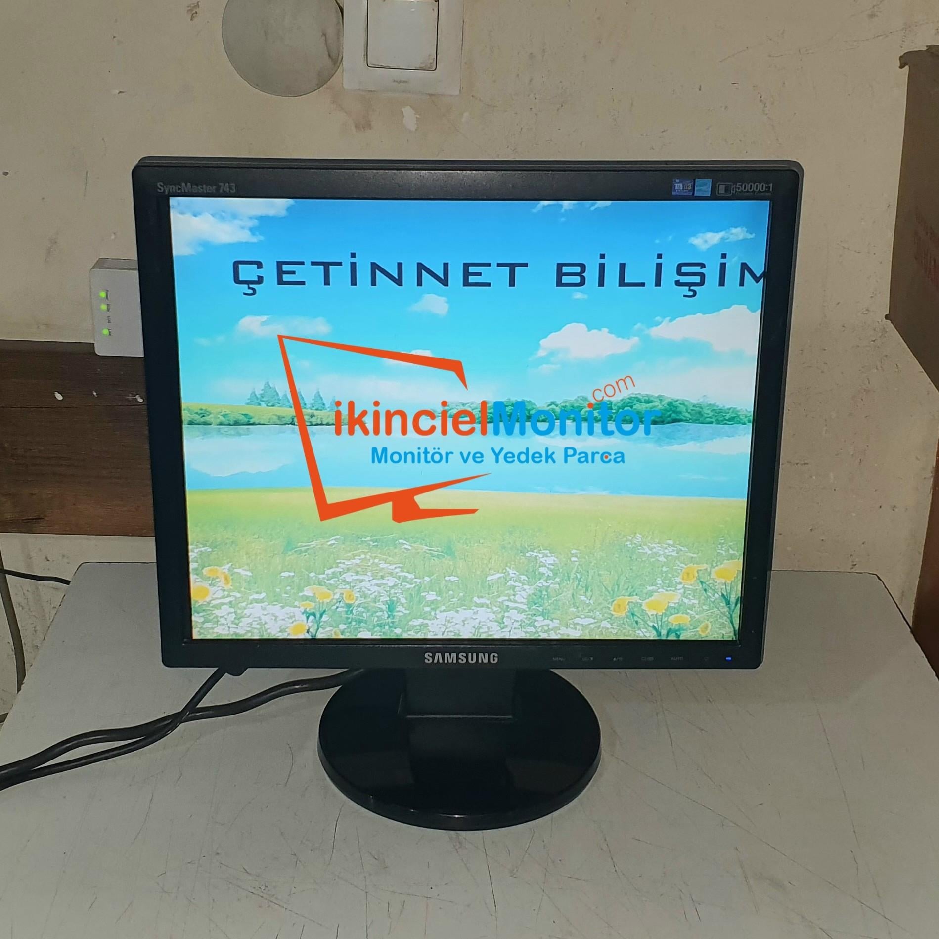Güvenlik Kamera Monitörü 17