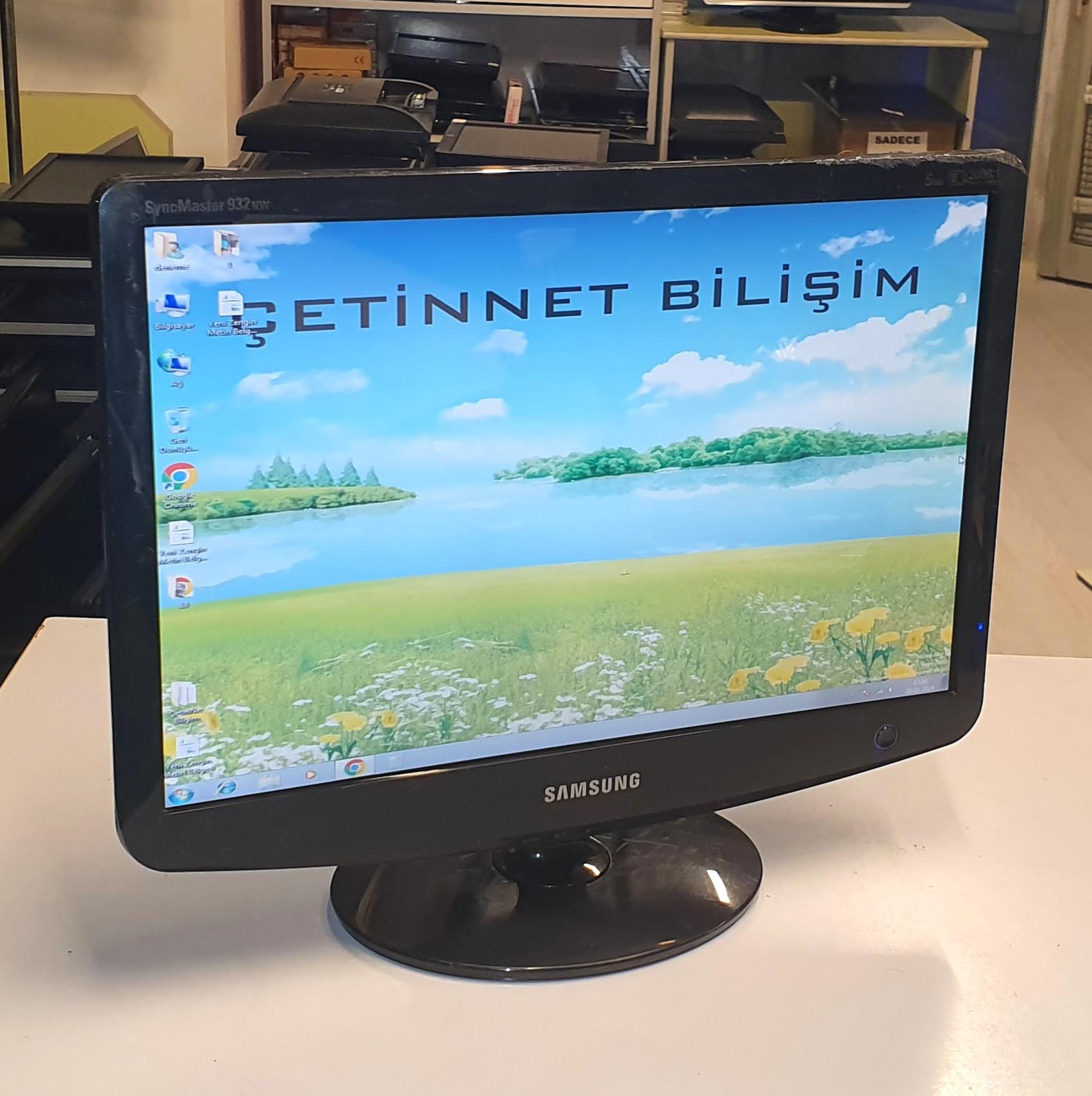 Samsung 932NW 19 inç LCD Monitör Hafif Kusurlu 2.El