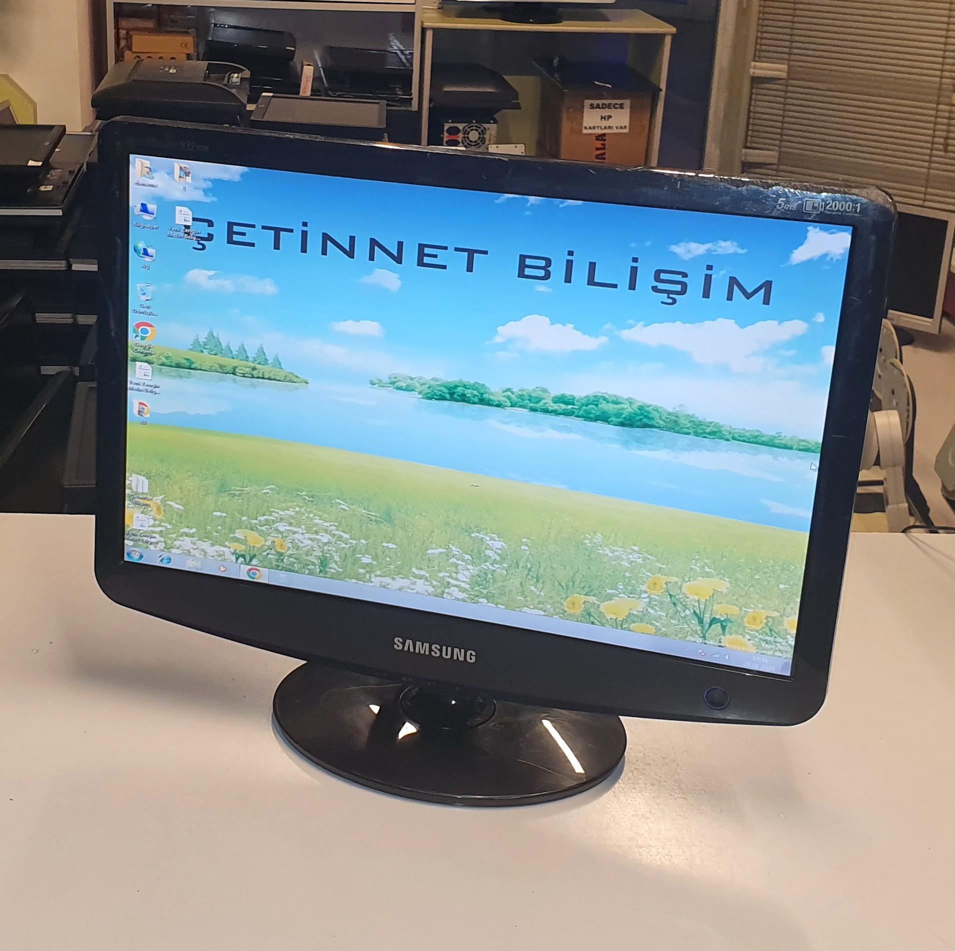 Samsung 932NW 19 inç LCD Monitör Hafif Kusurlu 2.El