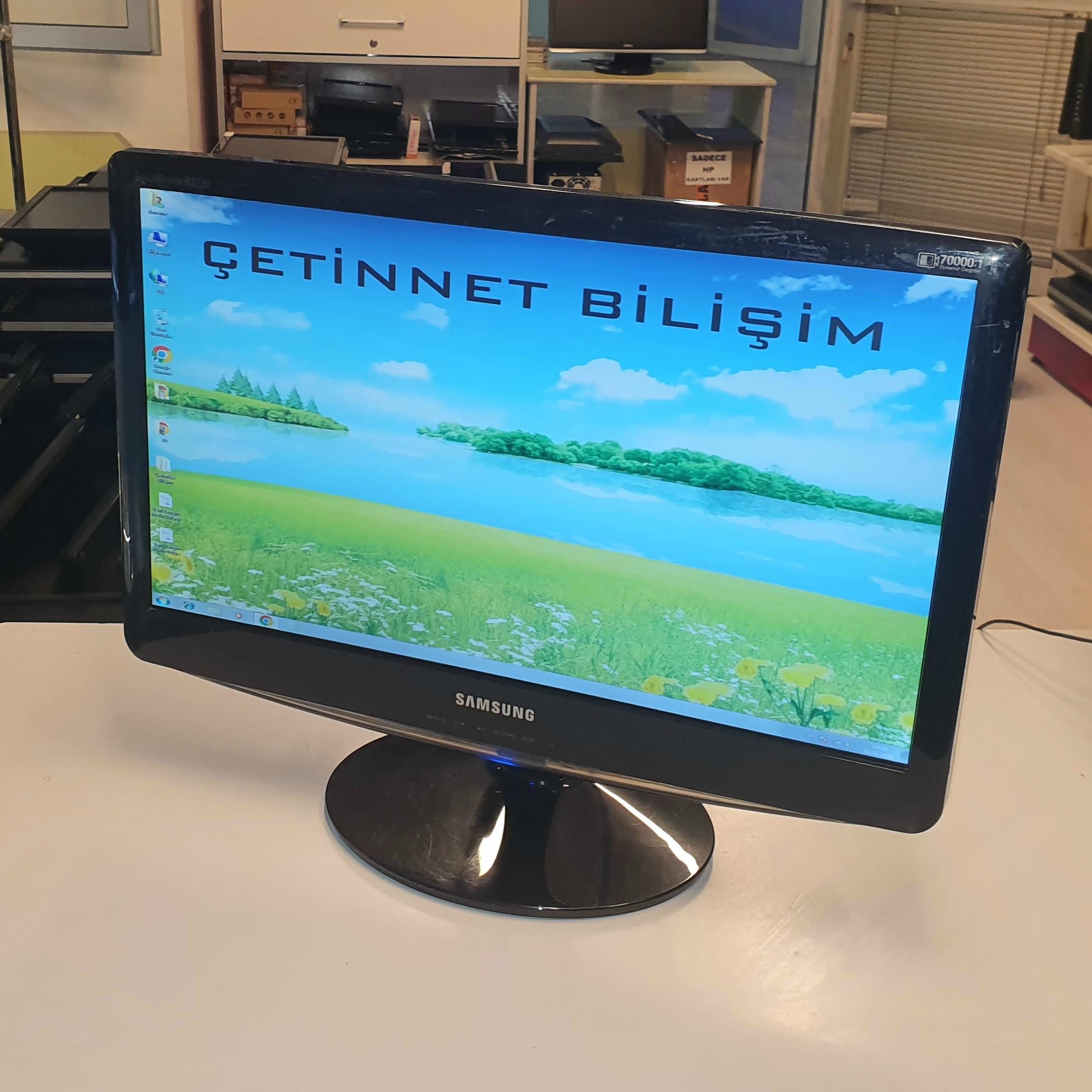 Samsung B2230n 21.5 inç LED Monitör Yenilenmiş