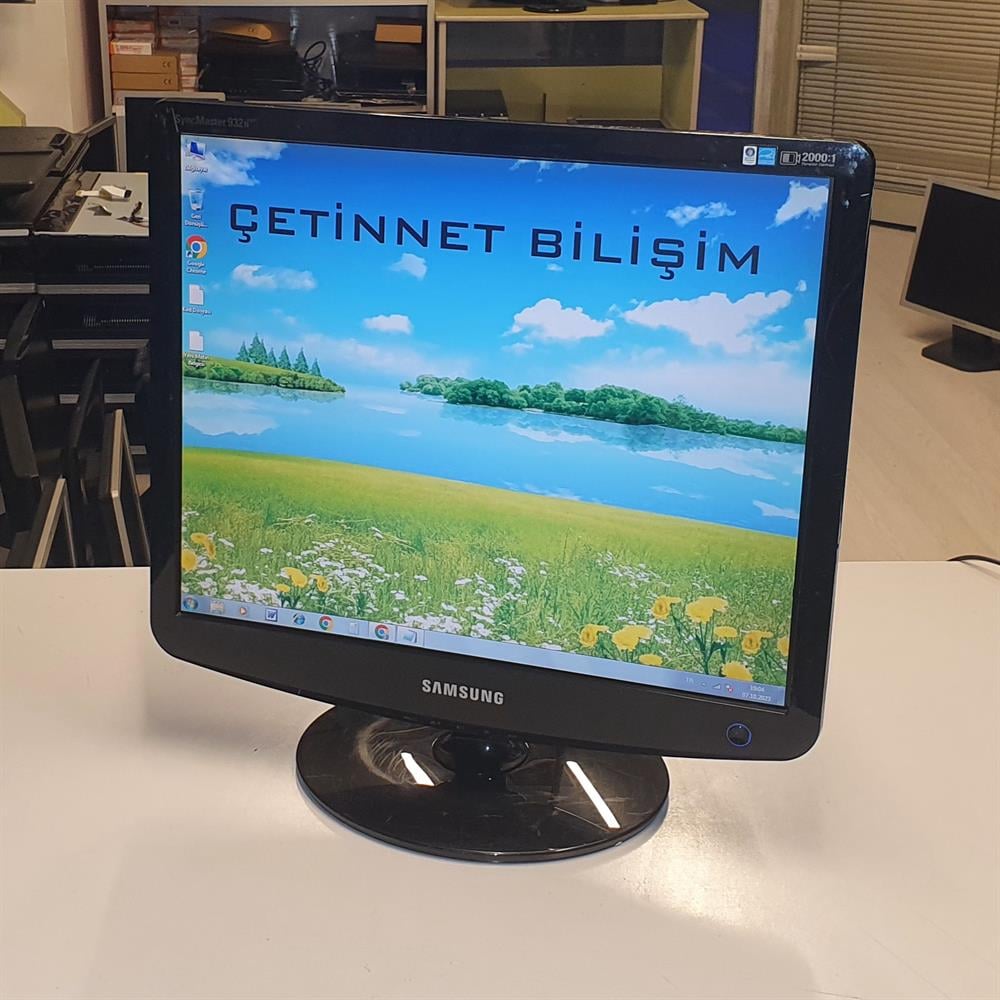 SamsungSAMSUNG 932NPLUS 19 inç LCD KARE EKRAN MONİTÖR VGA GİRİŞLİ2.EL Temiz MonitörSamsung 932NPlus 19 inç Lcd Kare Monitör 2.El