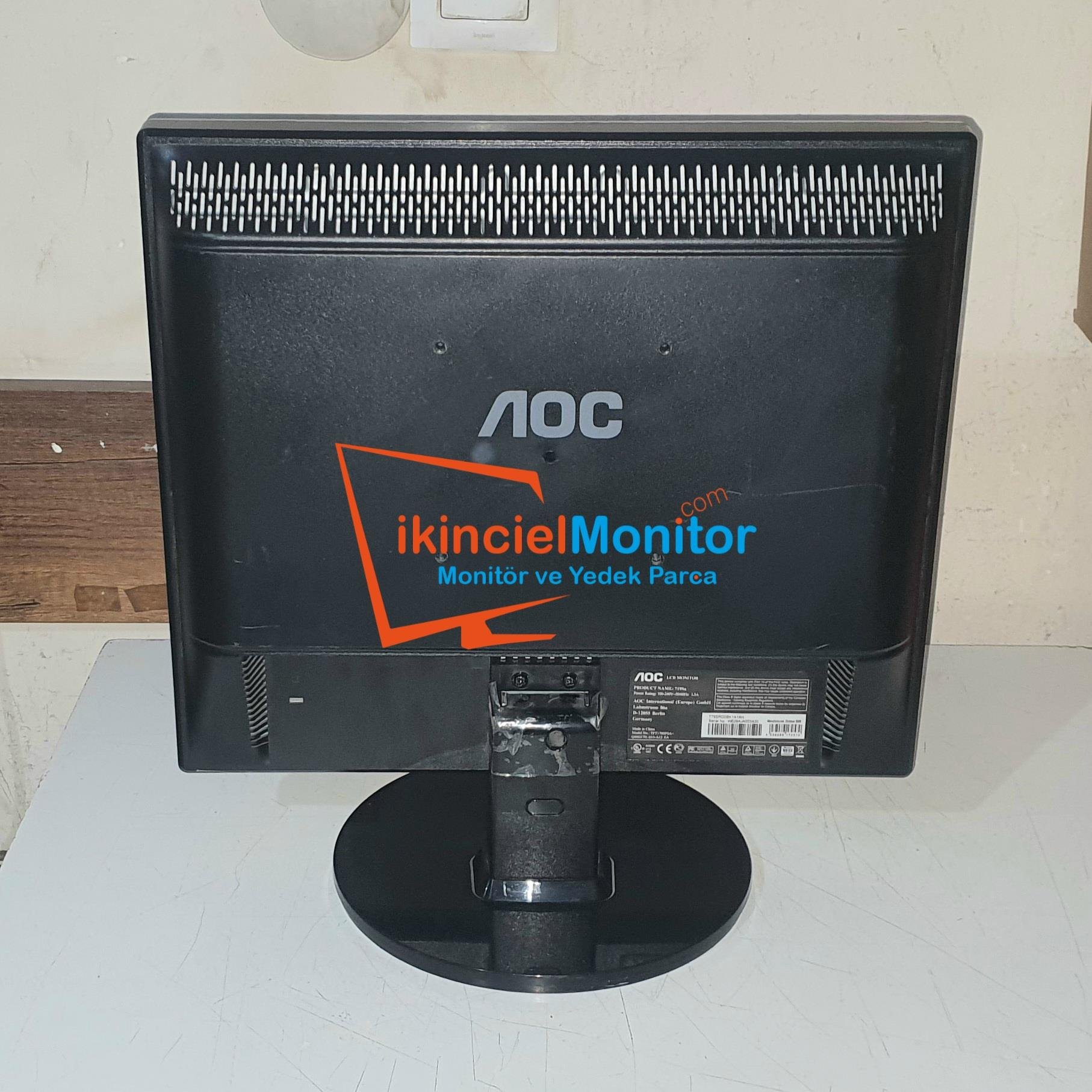 17 inç LCD Monitör AOC Sesli Güvenlik Kamera Monitörü