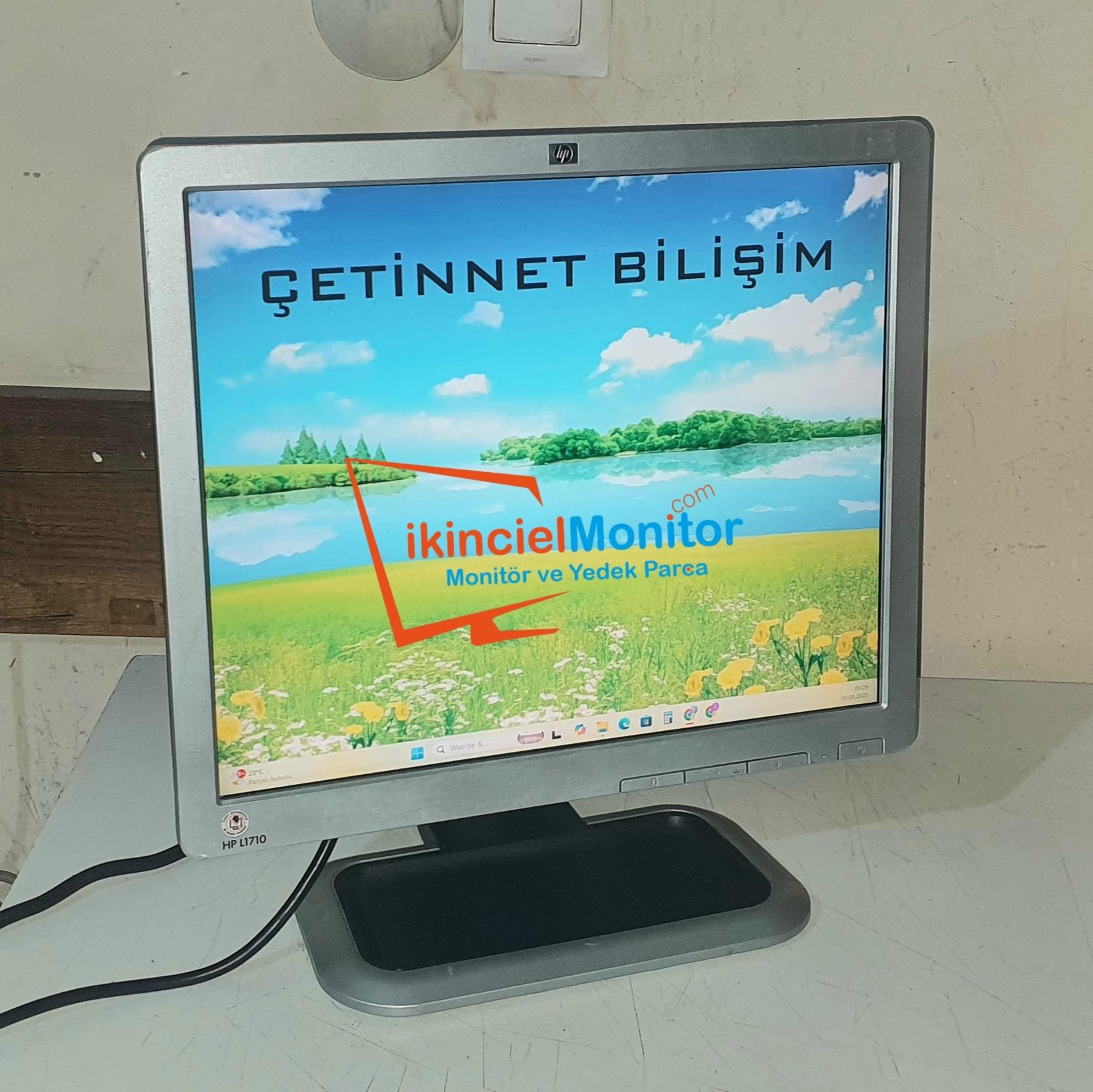 17 inç LCD Monitör HP L1710 Güvenlik Kamera Monitörü