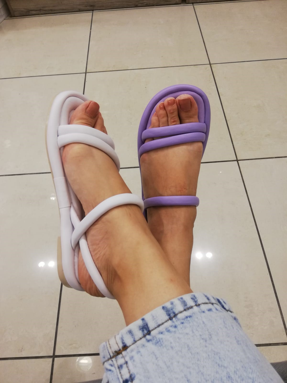 KADIN DÜZ BANTLI SANDALET LİLA