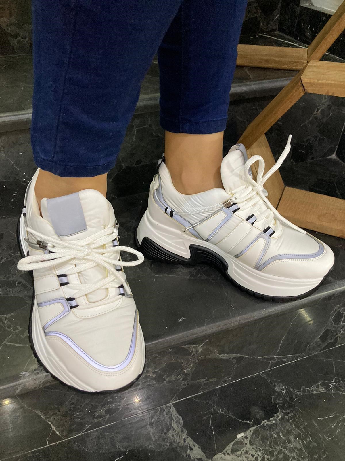 SPOR MİLA BEYAZ
