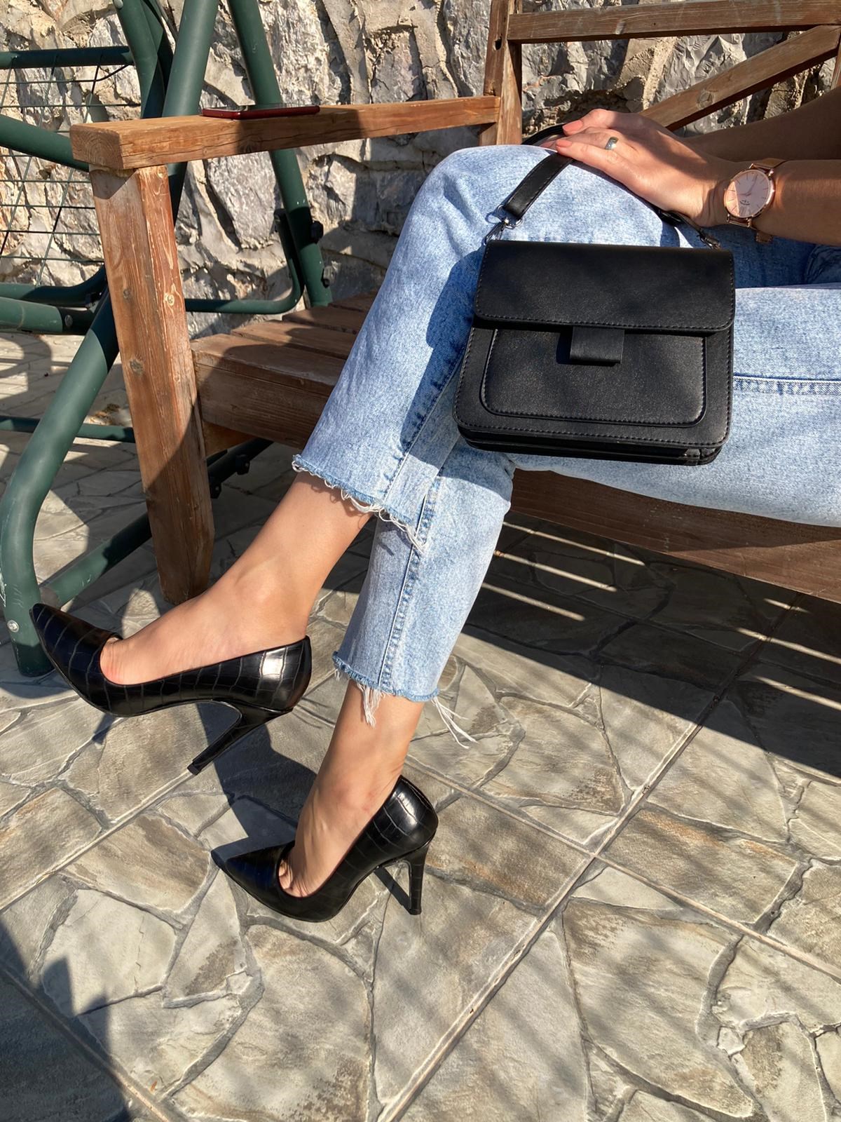 STİLETTO KROKO MAT SİYAH