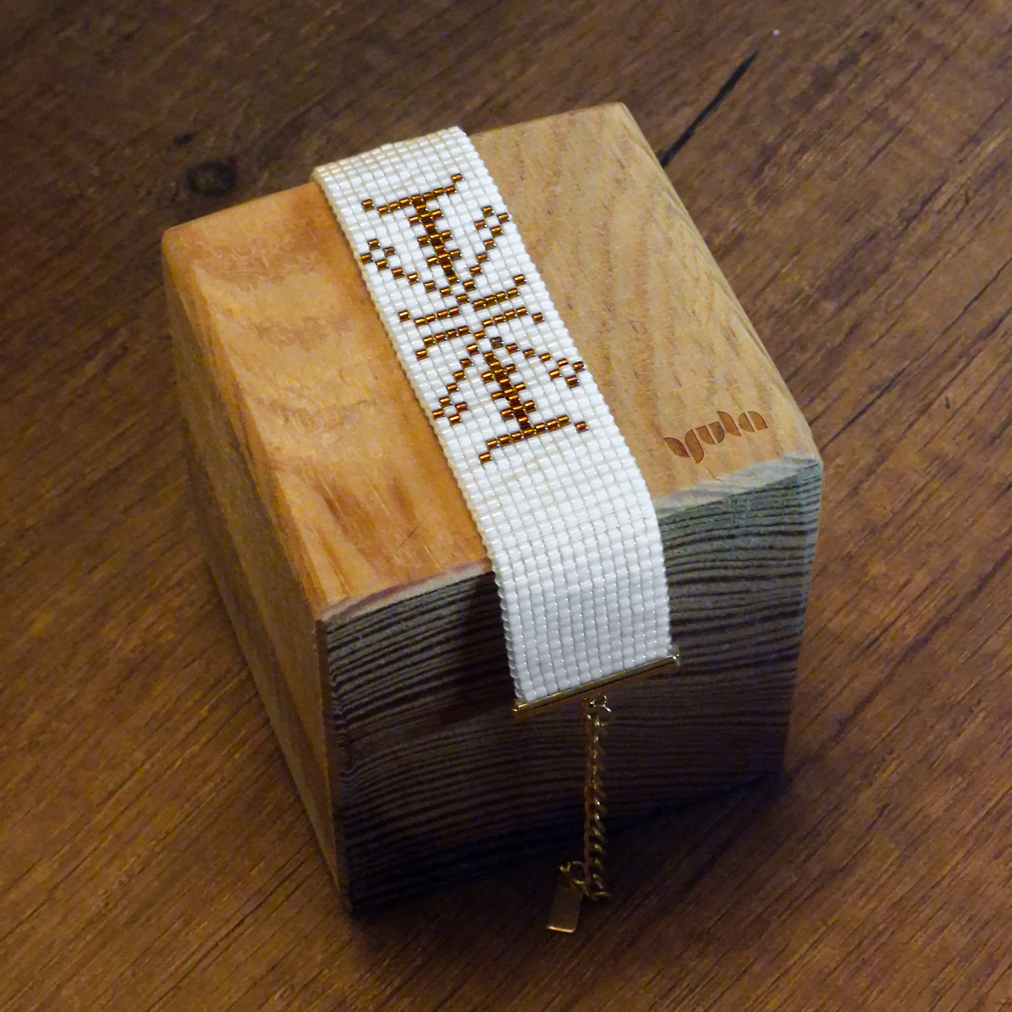 SevdiklerimizYula İstanbul | Küpe Motifli Bileklik