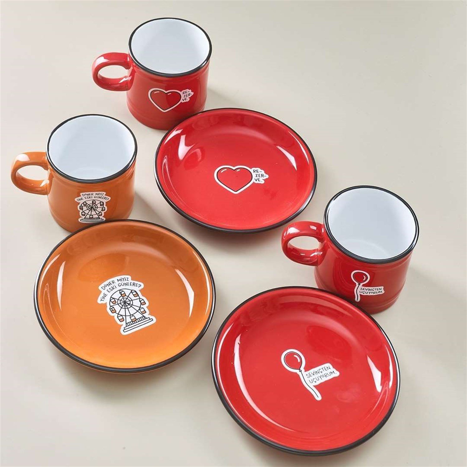 Hisli ŞeylerDöner miyiz Renkli Kupa