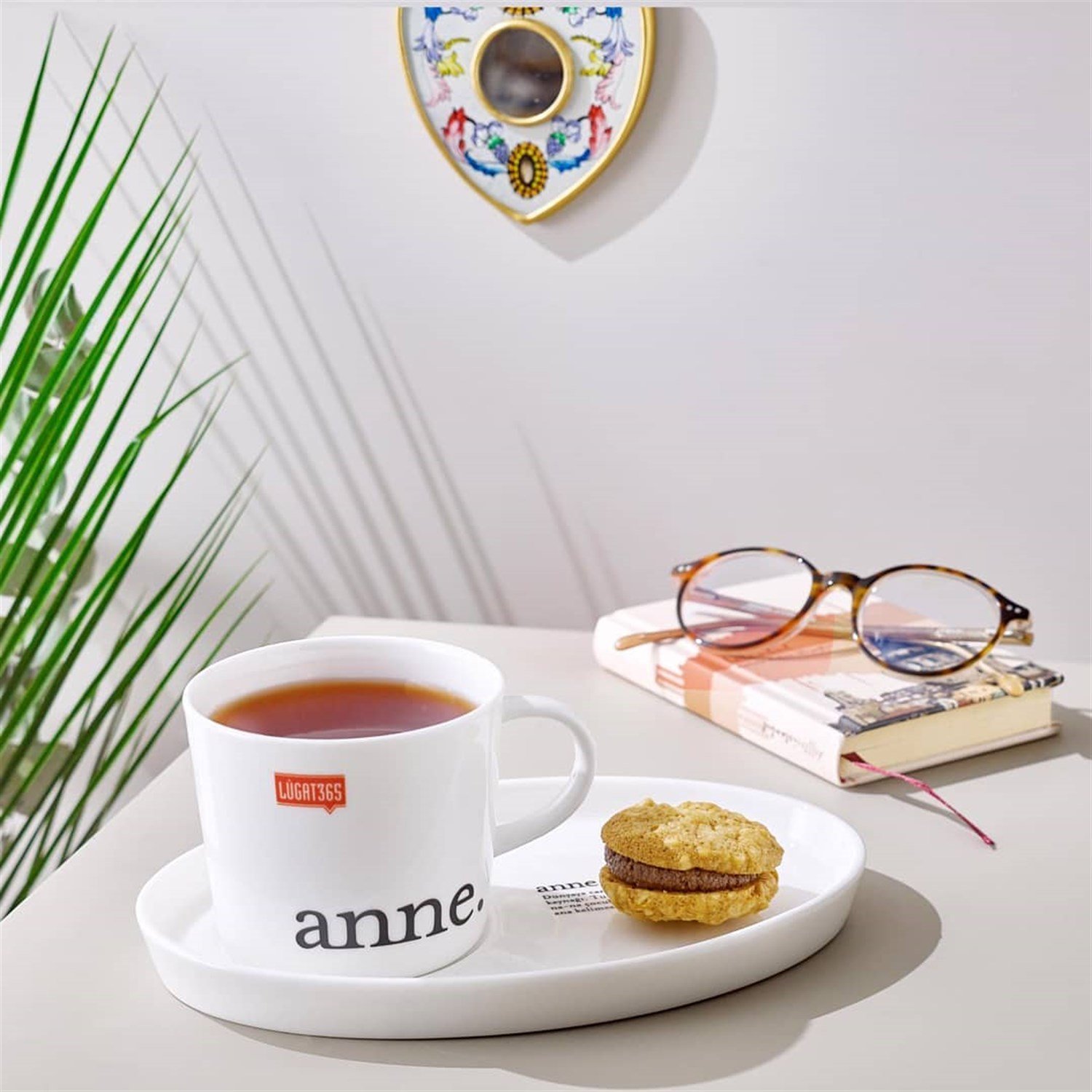 Lûgat365Anne Porselen Tabaklı Çay Fincanı