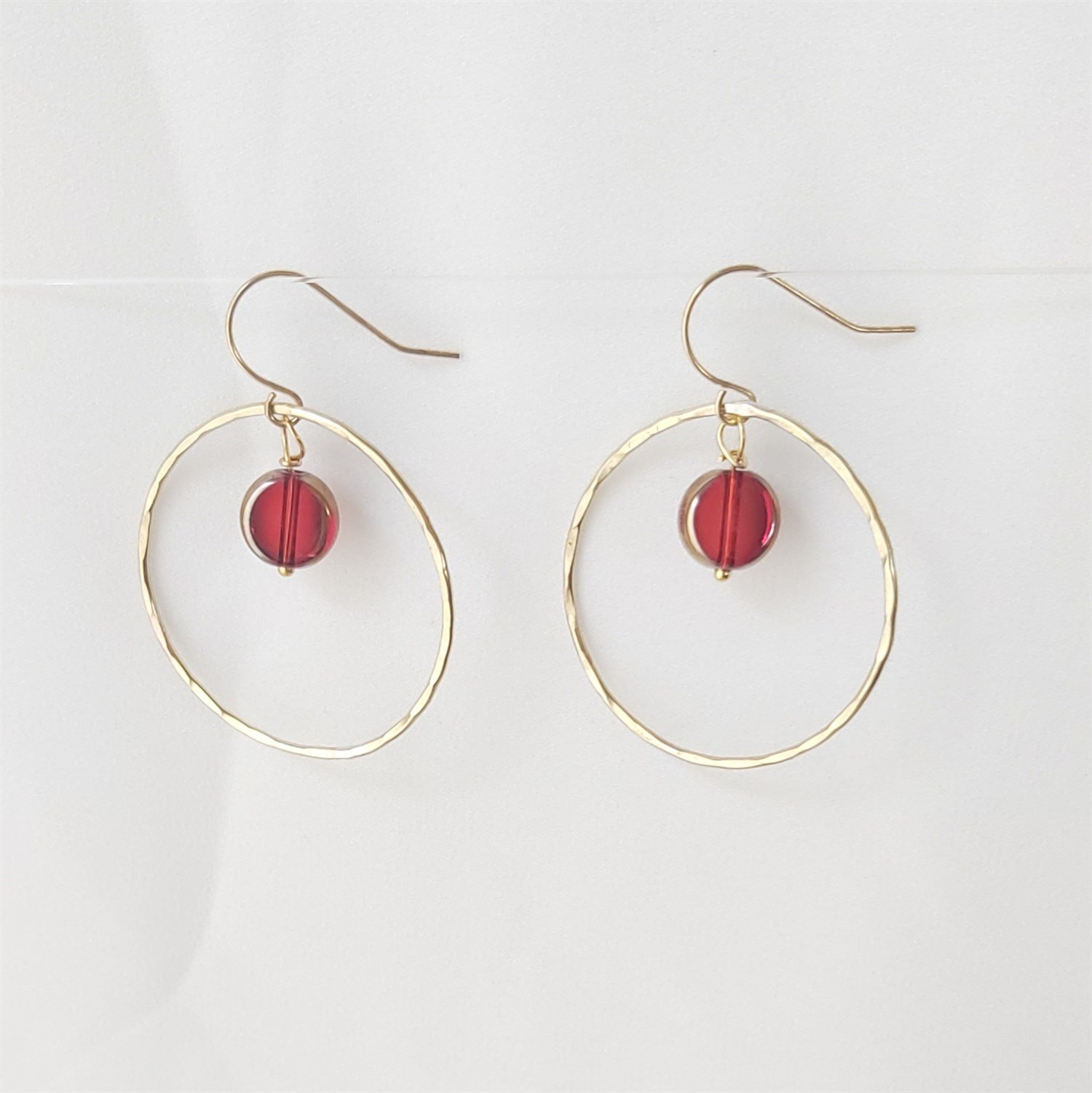 SevdiklerimizPOJWoman | Kırmızı Sallantılı Halka Küpe