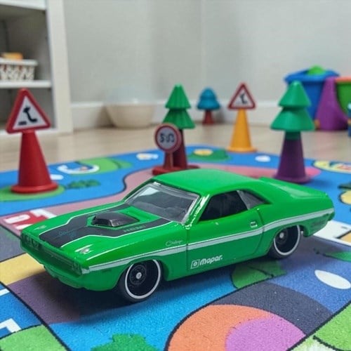 70 Dodge Hemi Challenger Hot Wheels Tekli Araba