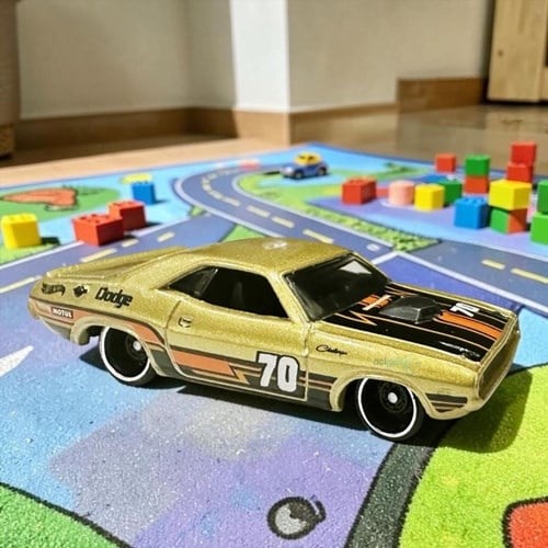 70 Dodge Hemi Challenger Hot Wheels Tekli Araba