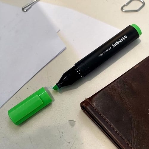 Artline Fosforlu Kalem Kesik Uç 1,0-4,0 Mm Yeşil